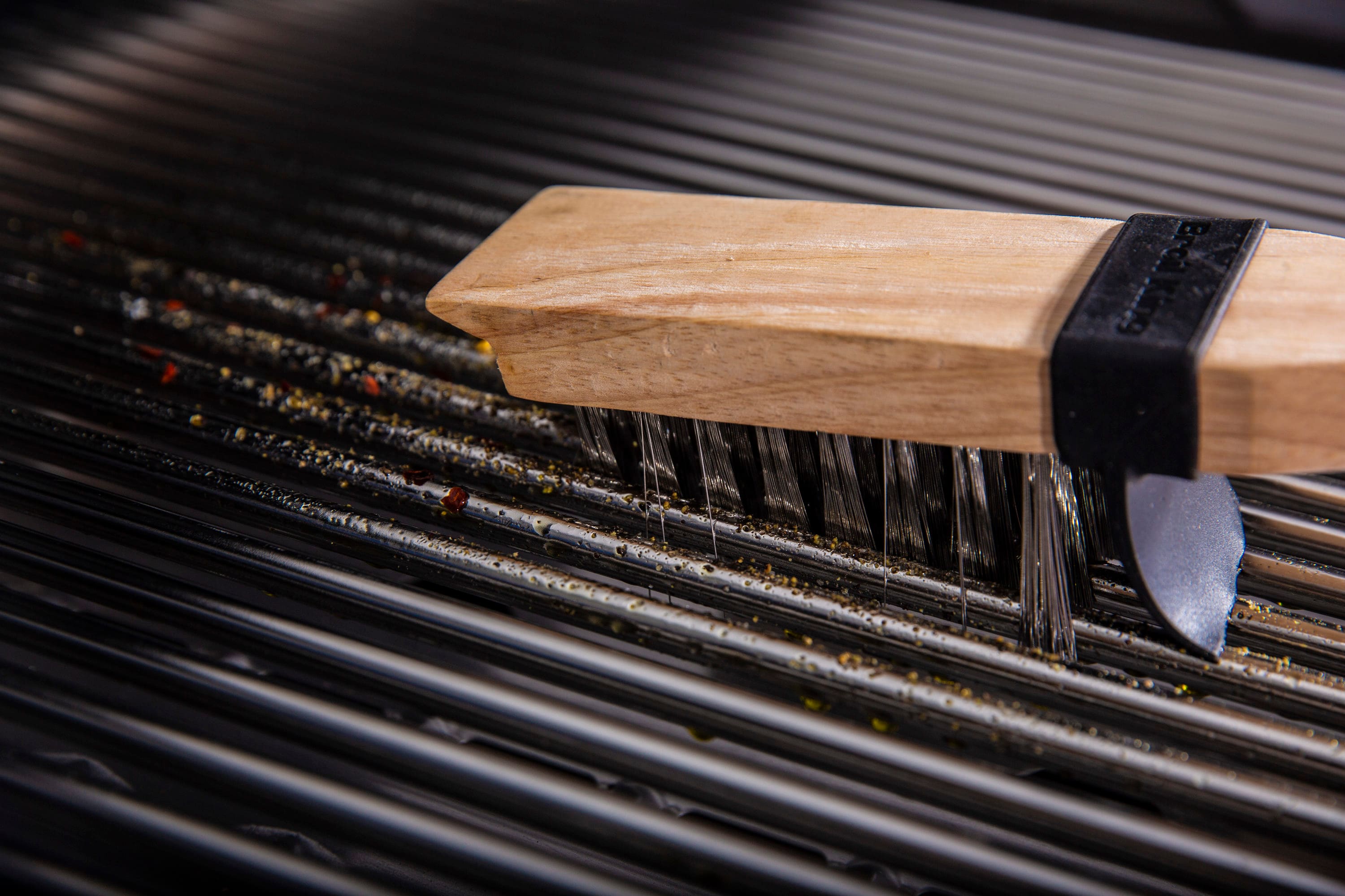 Fire & Flavor Wood Grill Scraper - FFT129