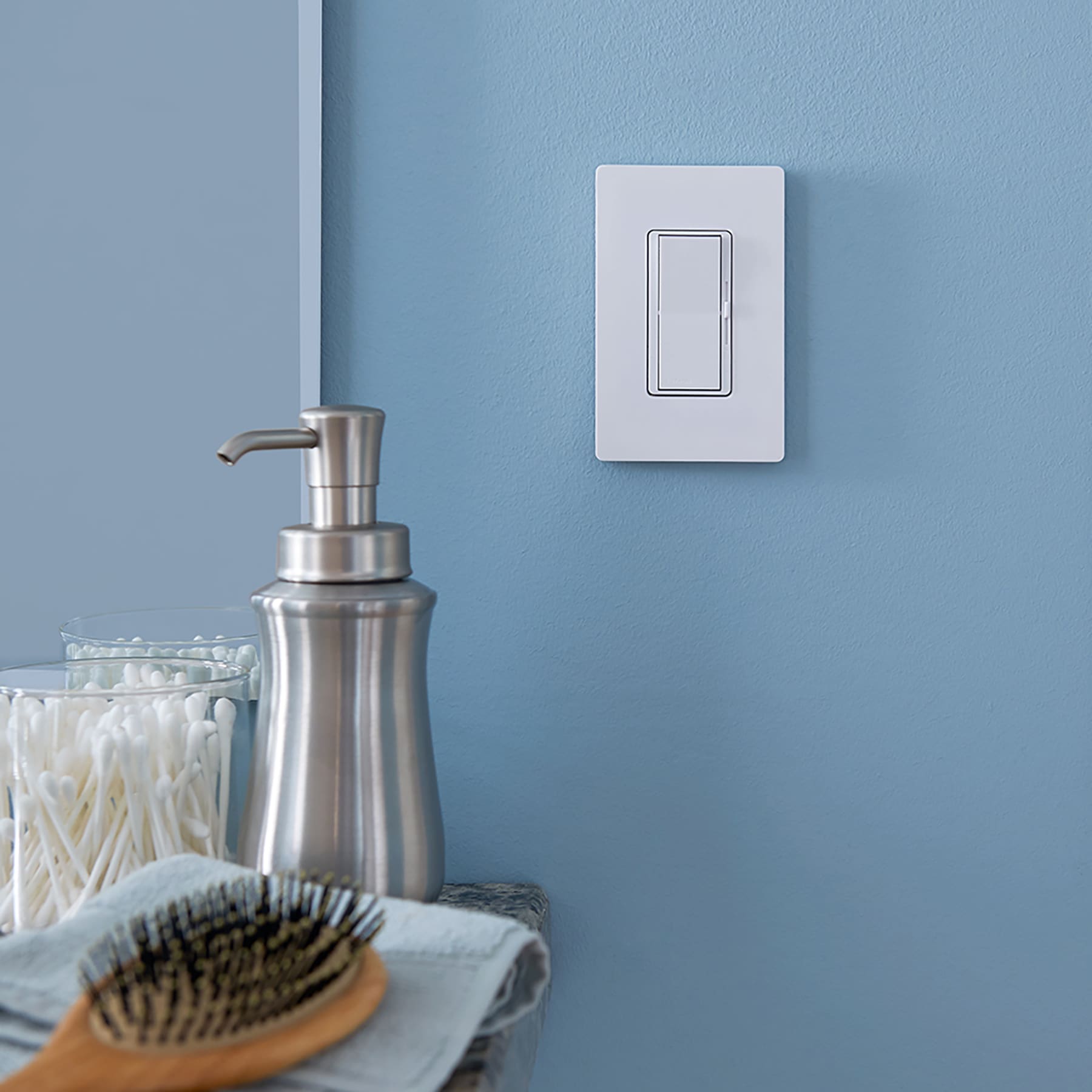 Lutron SC-1-RW Electrical-Wall-Plates - View #3