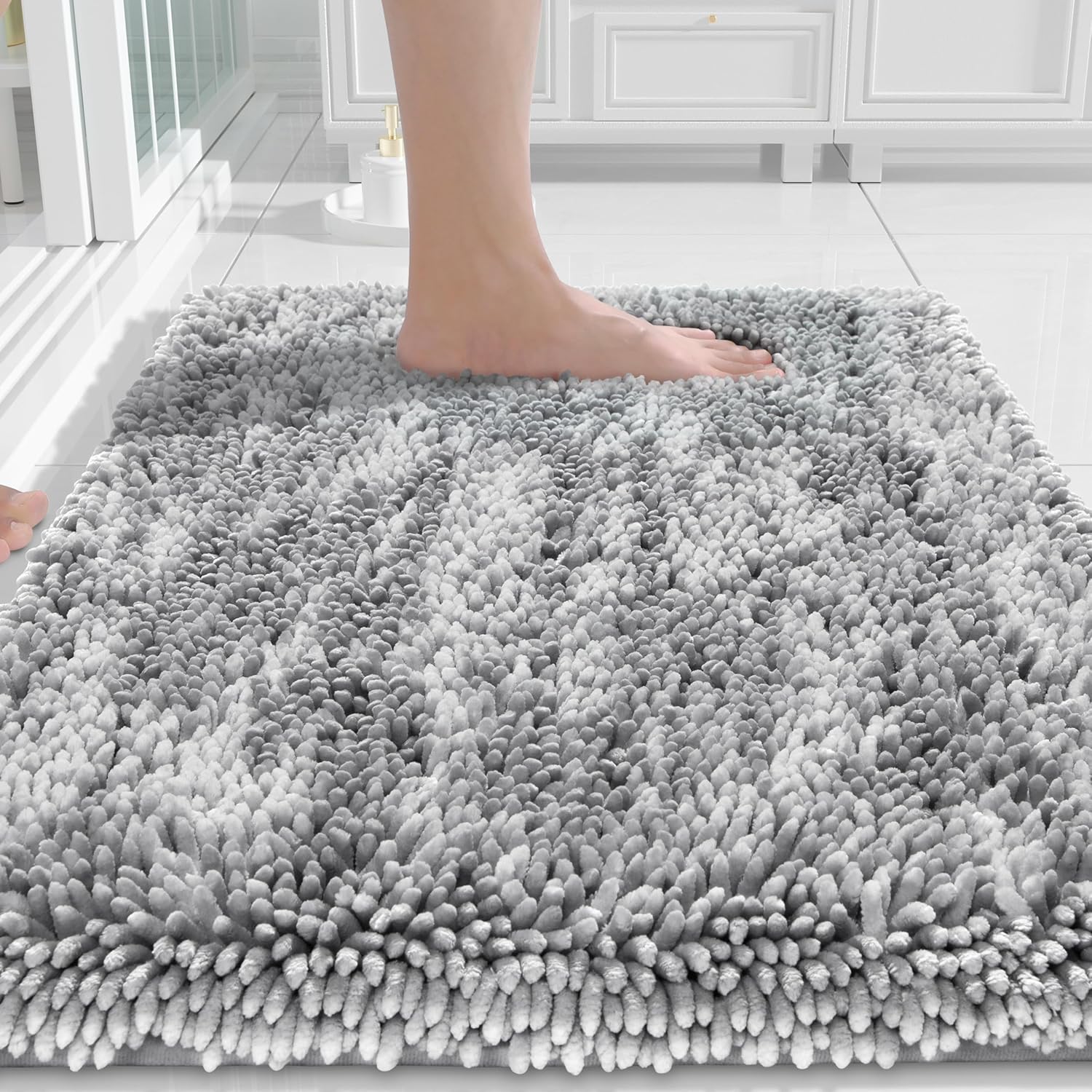 Chenille Bathroom Rugs Non Slip Extra Thick Soft Absorbent Bath Rug Machine Washable Quick Dry Bath Mat for Floor Tub Shower 24x17 Light Grey