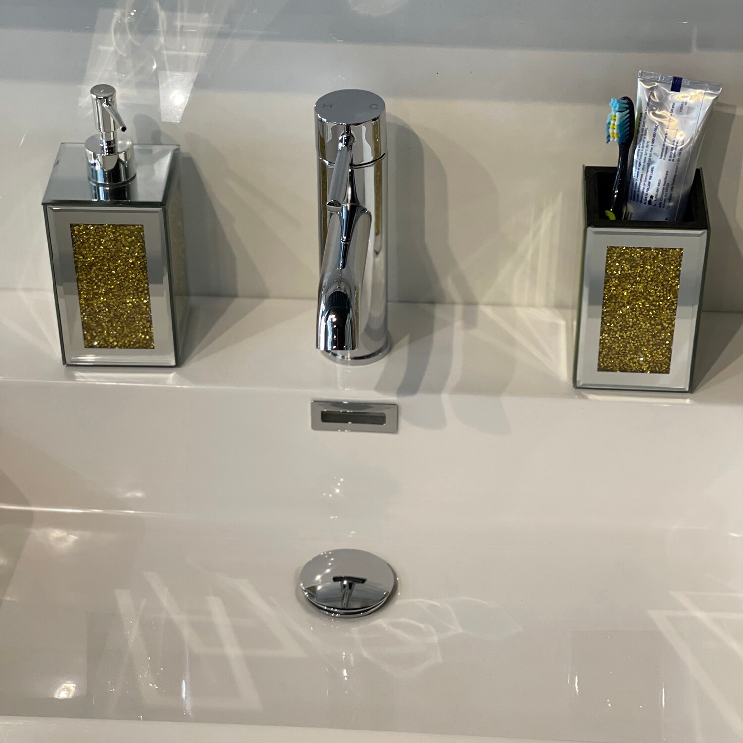 Zeus & Ruta HL-BS-002 Bathroom-Accessories - View #7