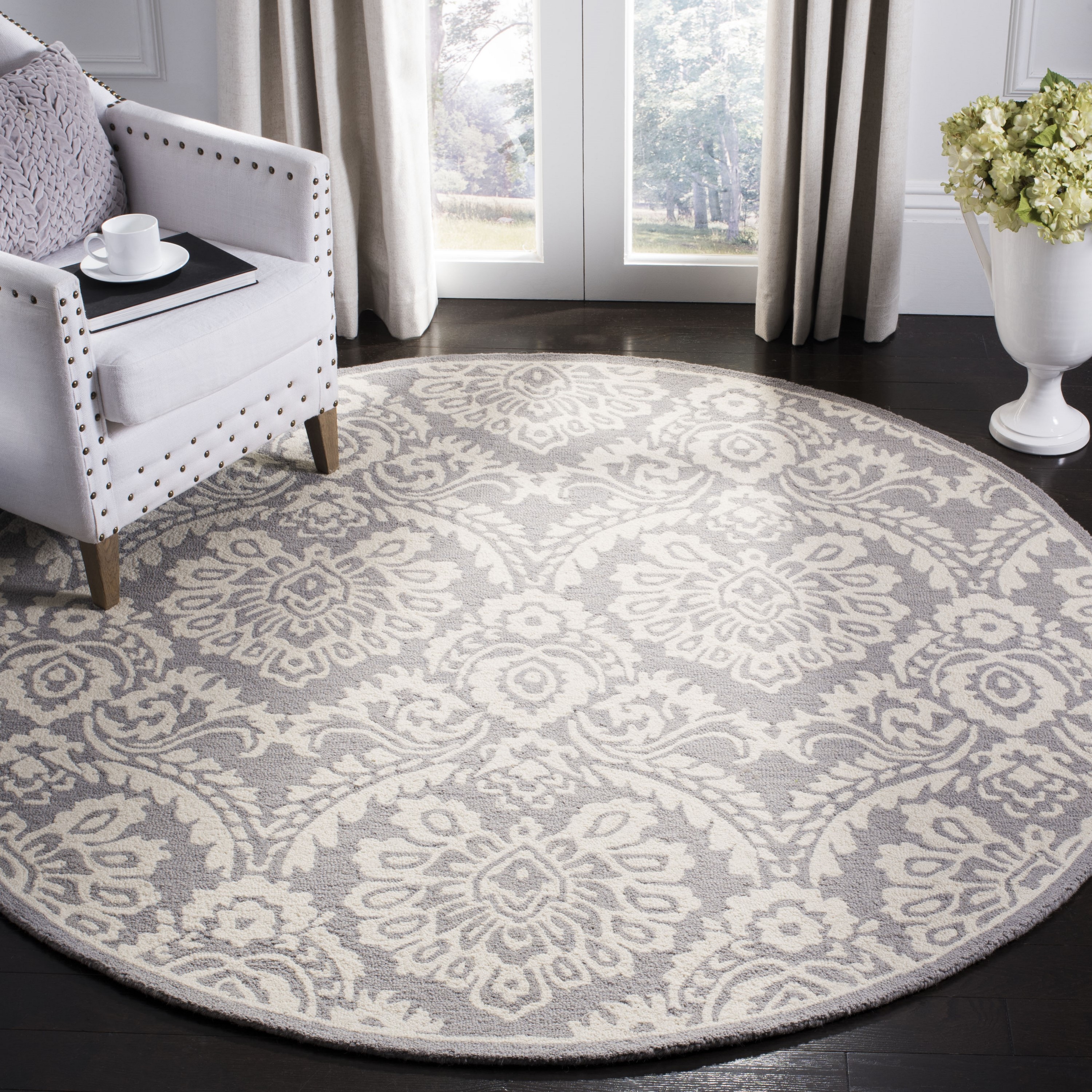 Safavieh BLM106F-6R Blossom Littie 6 x 6 (ft) Tufted Wool Gray/Ivory Round Indoor Damask Area rug