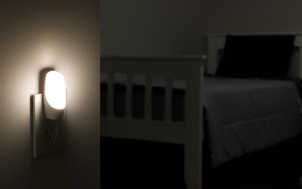 Great Value Daylight LED Manual White Night Light 1PK 