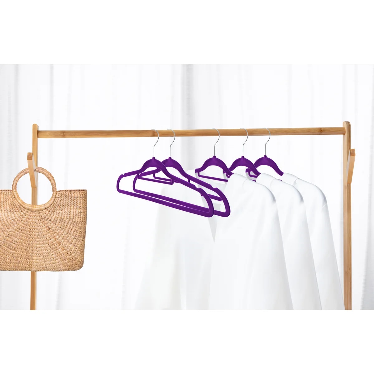 J&V TEXTILES 615-PL hangers - View #4