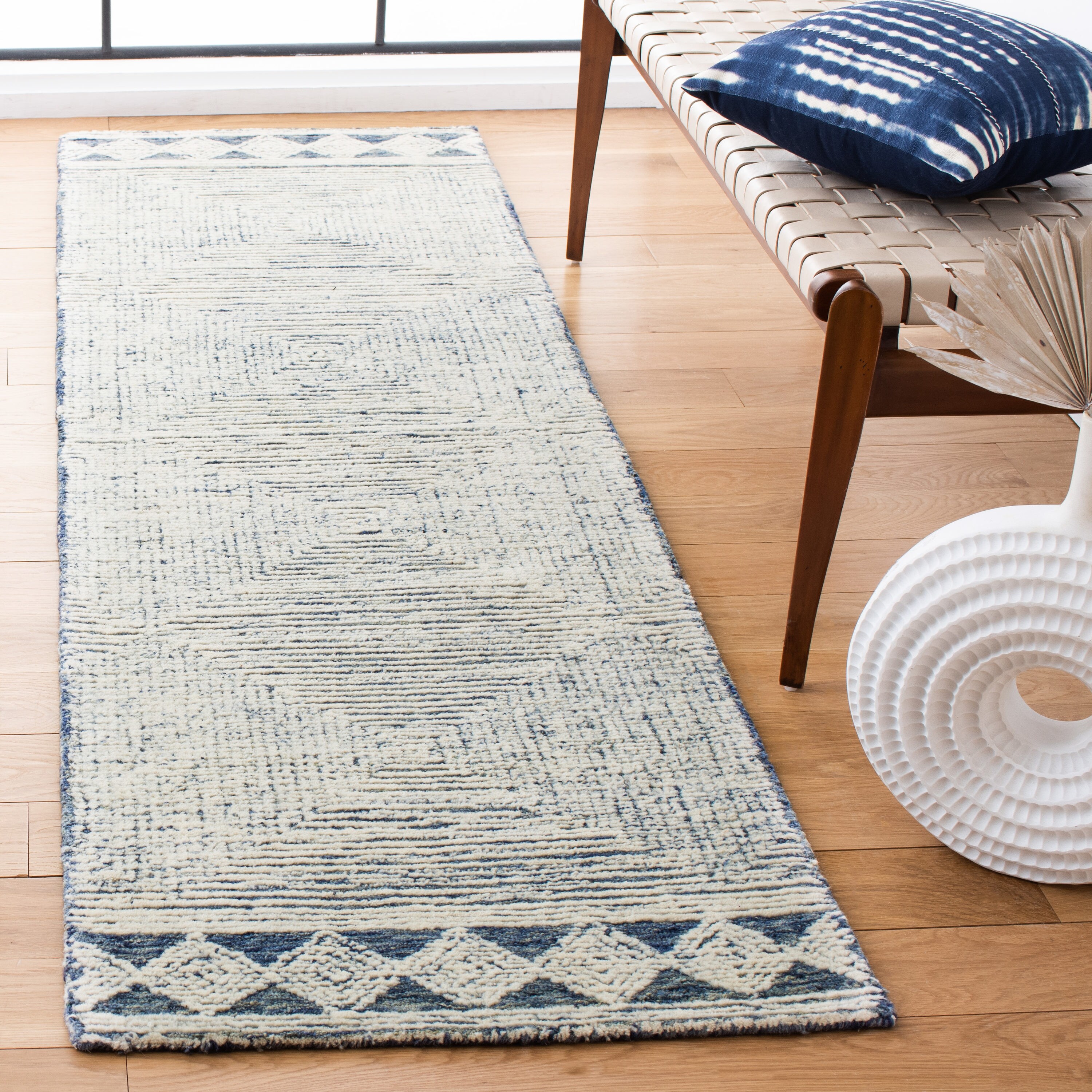 Ivory and Navy Hand-Tufted Wool Abstract Runner Rug