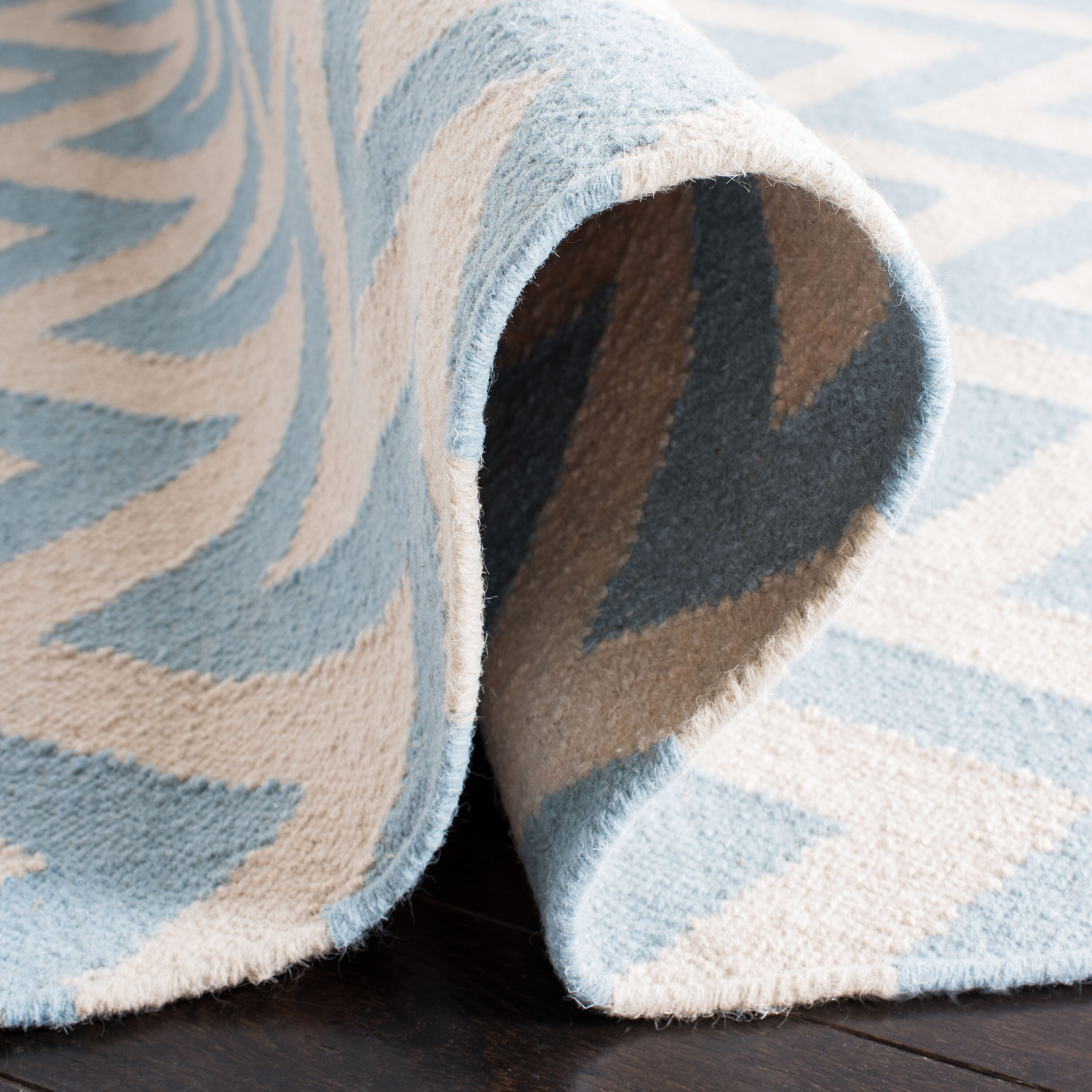Safavieh DHU557B-4 rugs - View #6