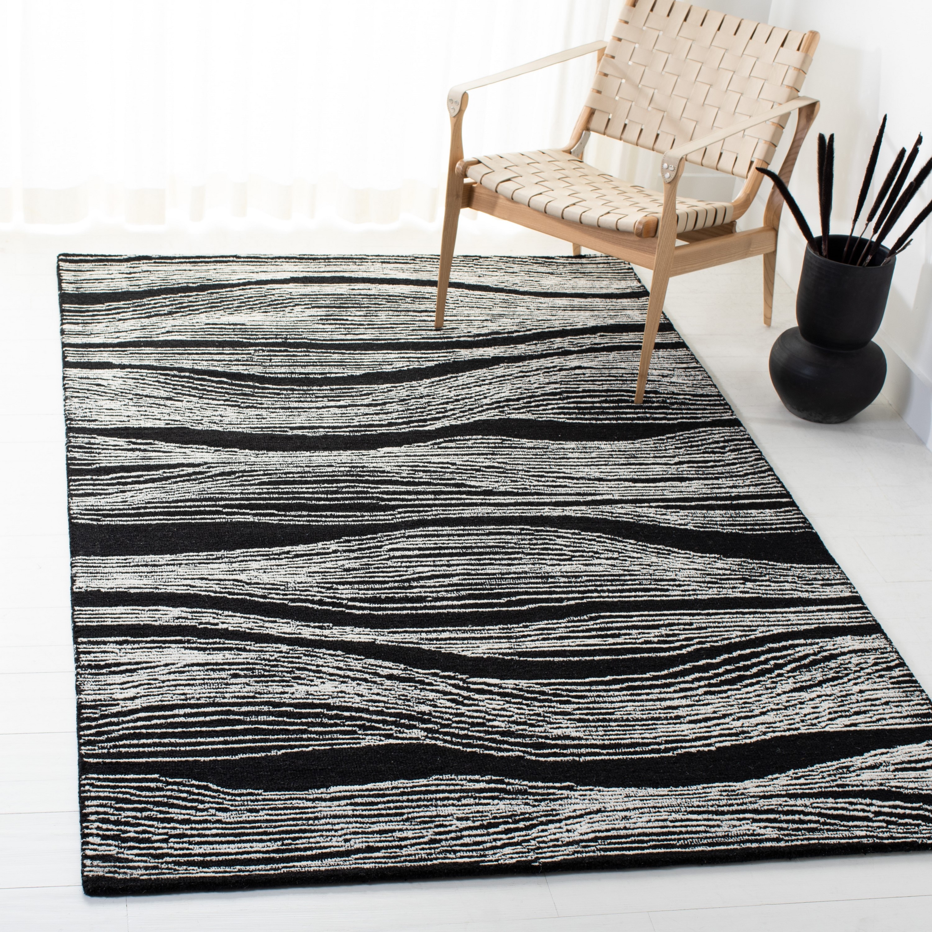 Safavieh MET995Z-6SQ Metro Annarosa 6 x 6 (ft) Tufted Wool Black/Ivory Square Indoor Abstract Bohemian/Eclectic Area rug