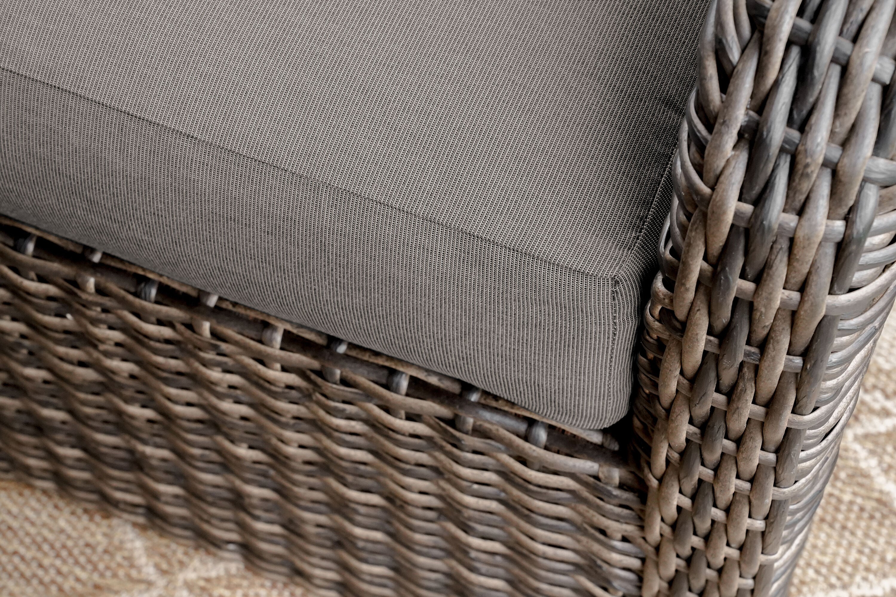 Leisure Made 779665-GRY Patio-Sofas-Daybeds - View #2