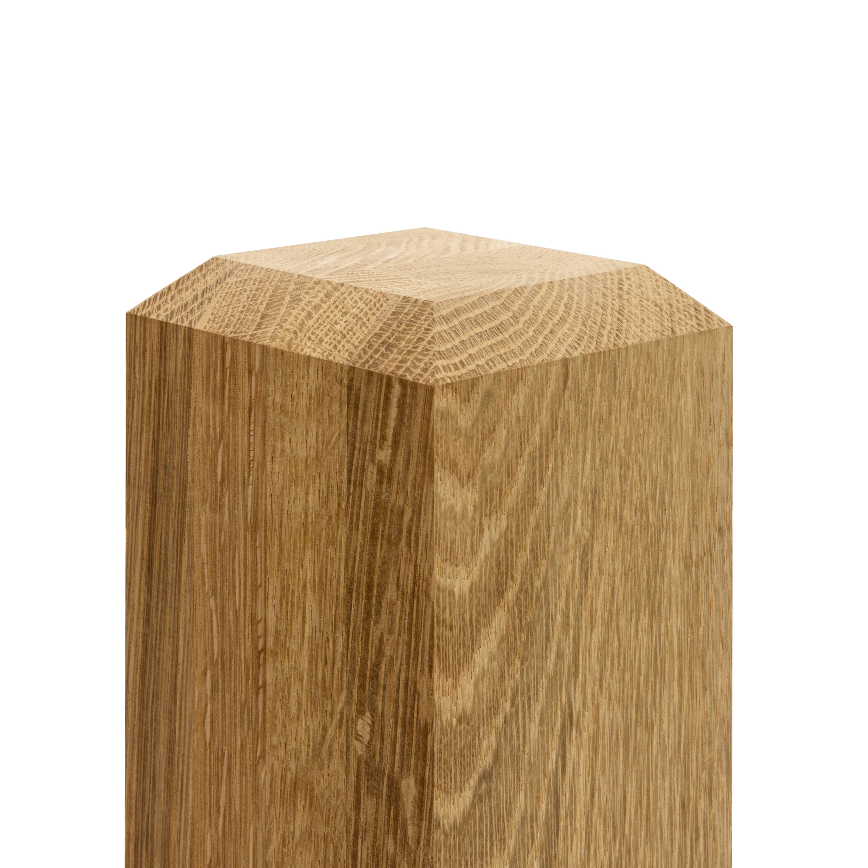 Crown Heritage 4474000 Interior-Stairpart-Newel-Posts - View #3