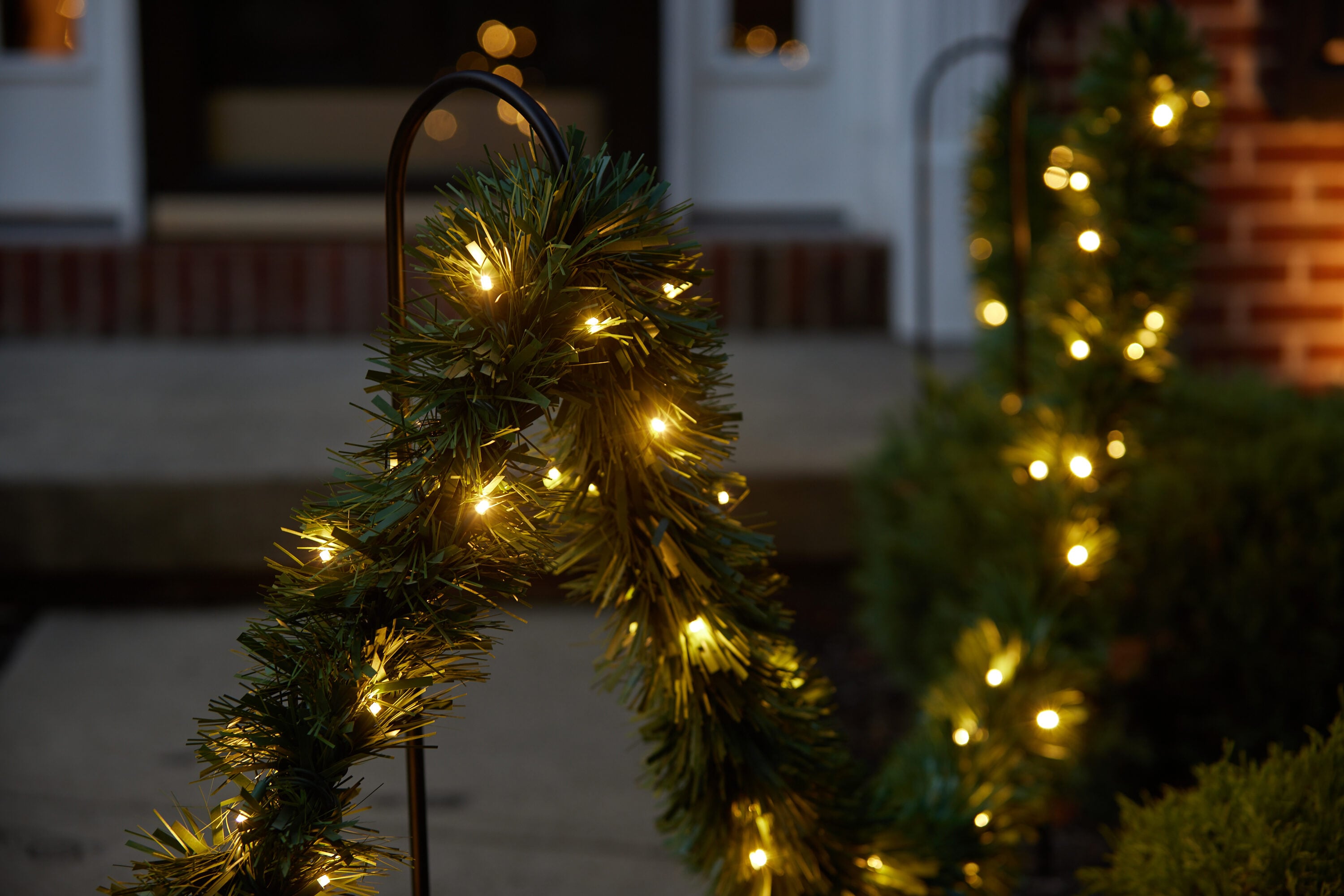 HoliScapes GARLAND-PATHWAY Outdoor-Christmas-Decor - View #6