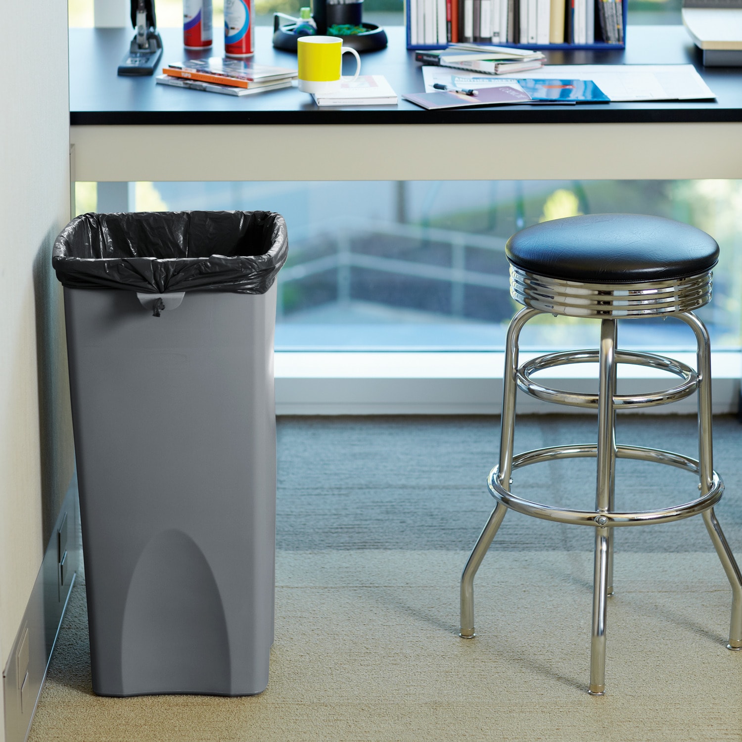 Rubbermaid Commercial Products FG356988GRAY m031725 - View #9