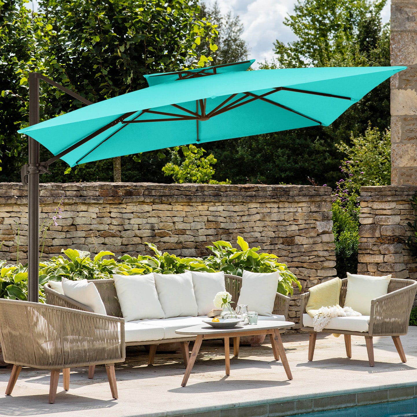 VOUA 8XJSD-BK 10-ft Iron Blue Crank Cantilever Patio Umbrella