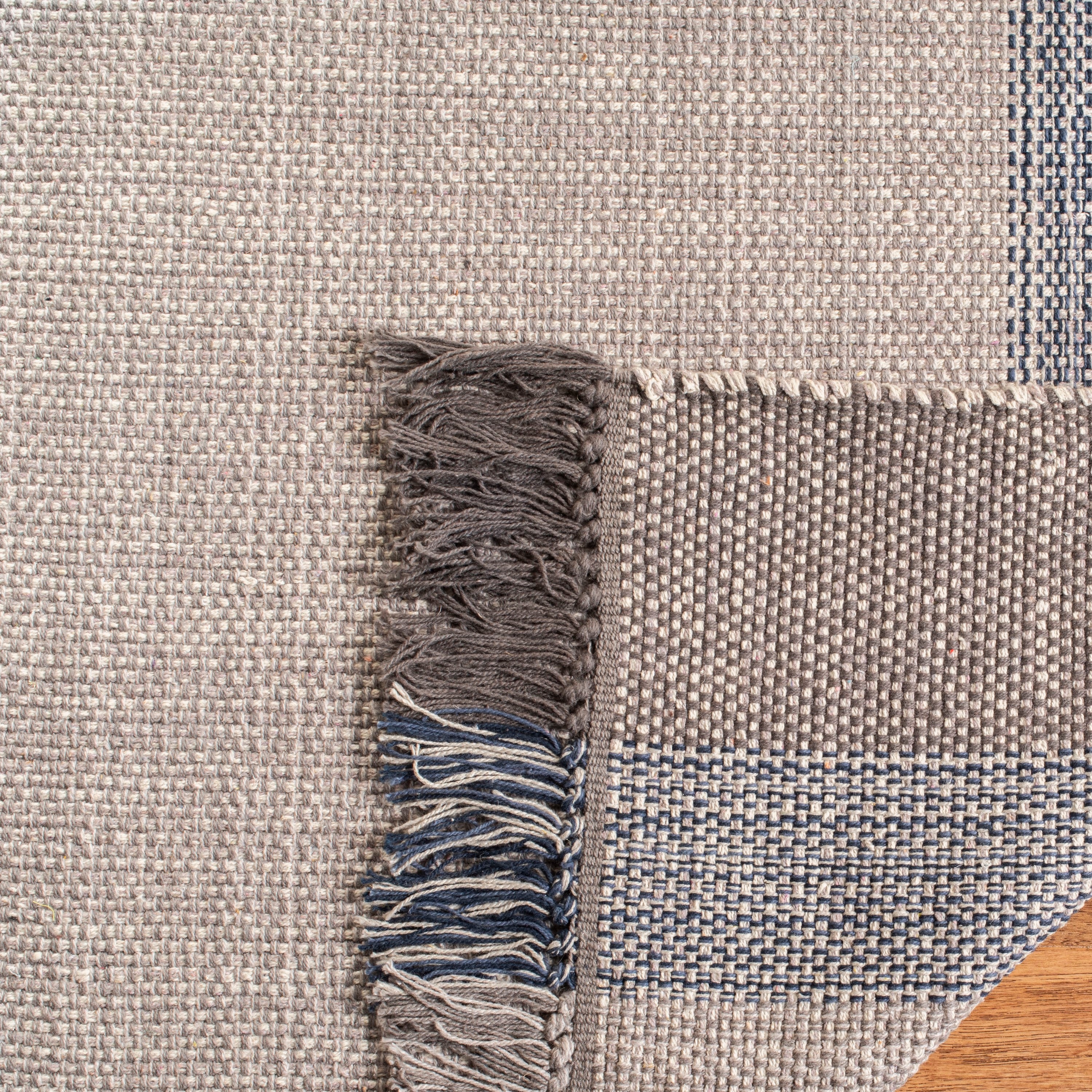 Safavieh MTK301M-27 rugs - View #4