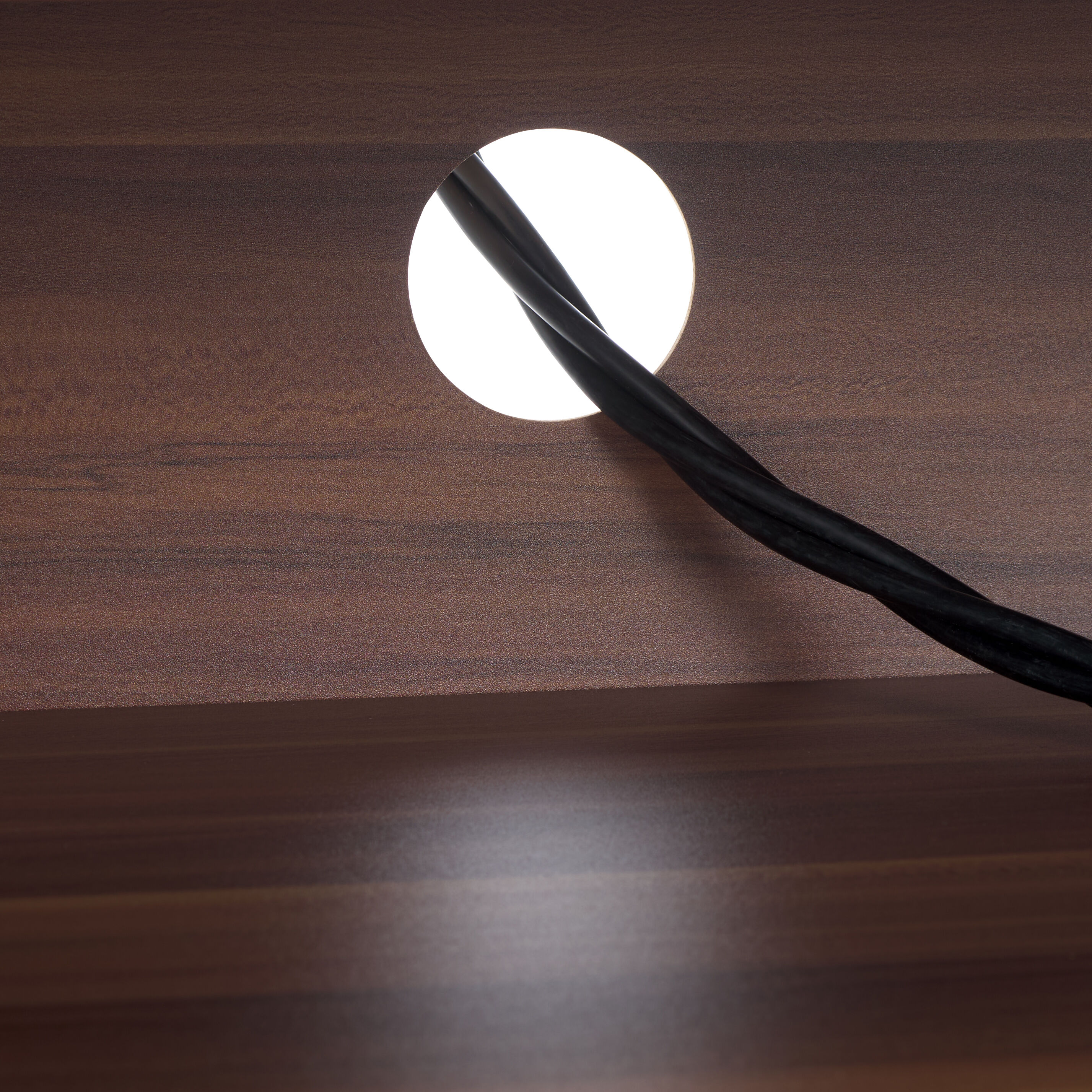 Safavieh MED3100A Gaming-Storage - View #7