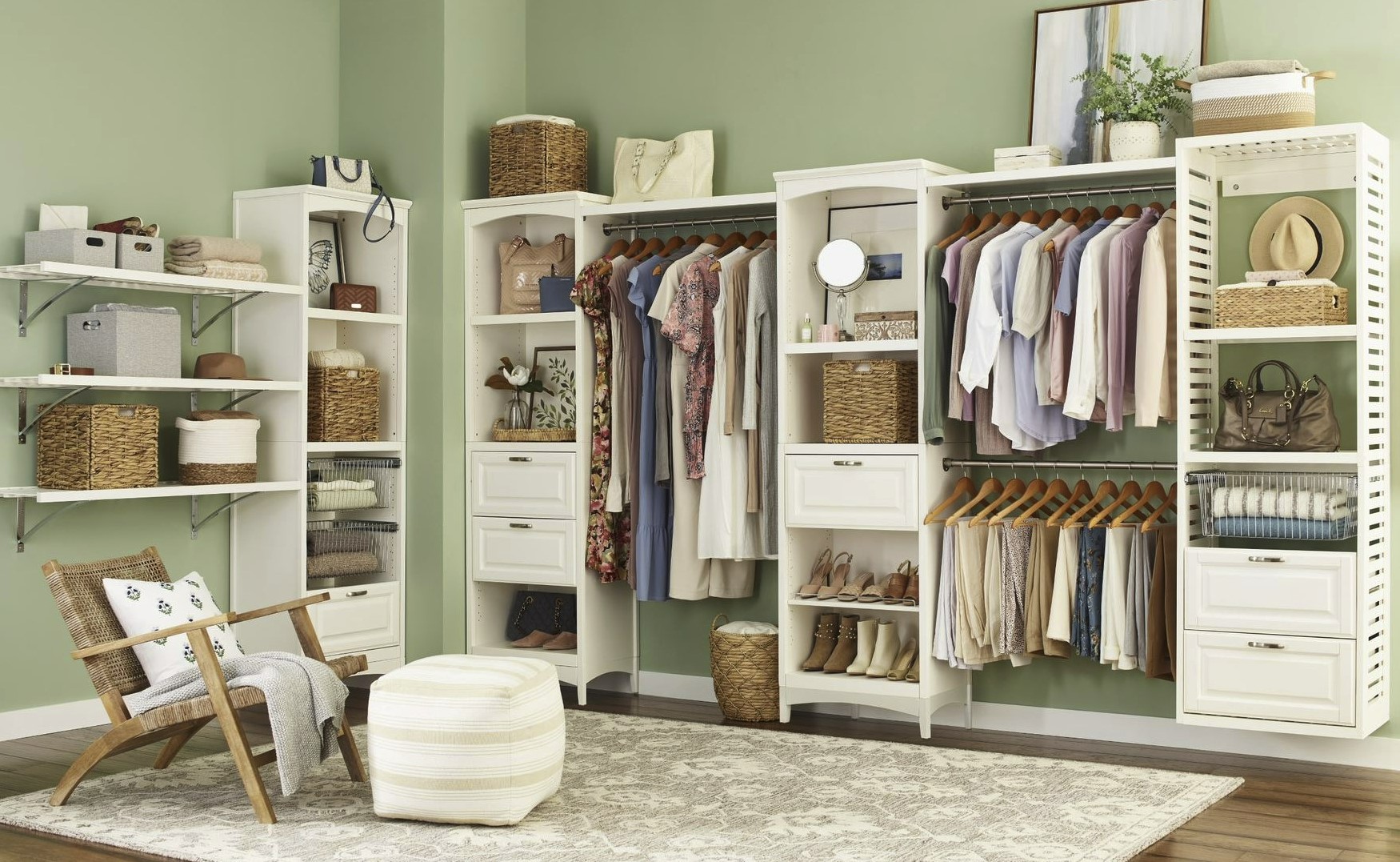 Aubree 47 W Closet System Dotted Line Finish: White