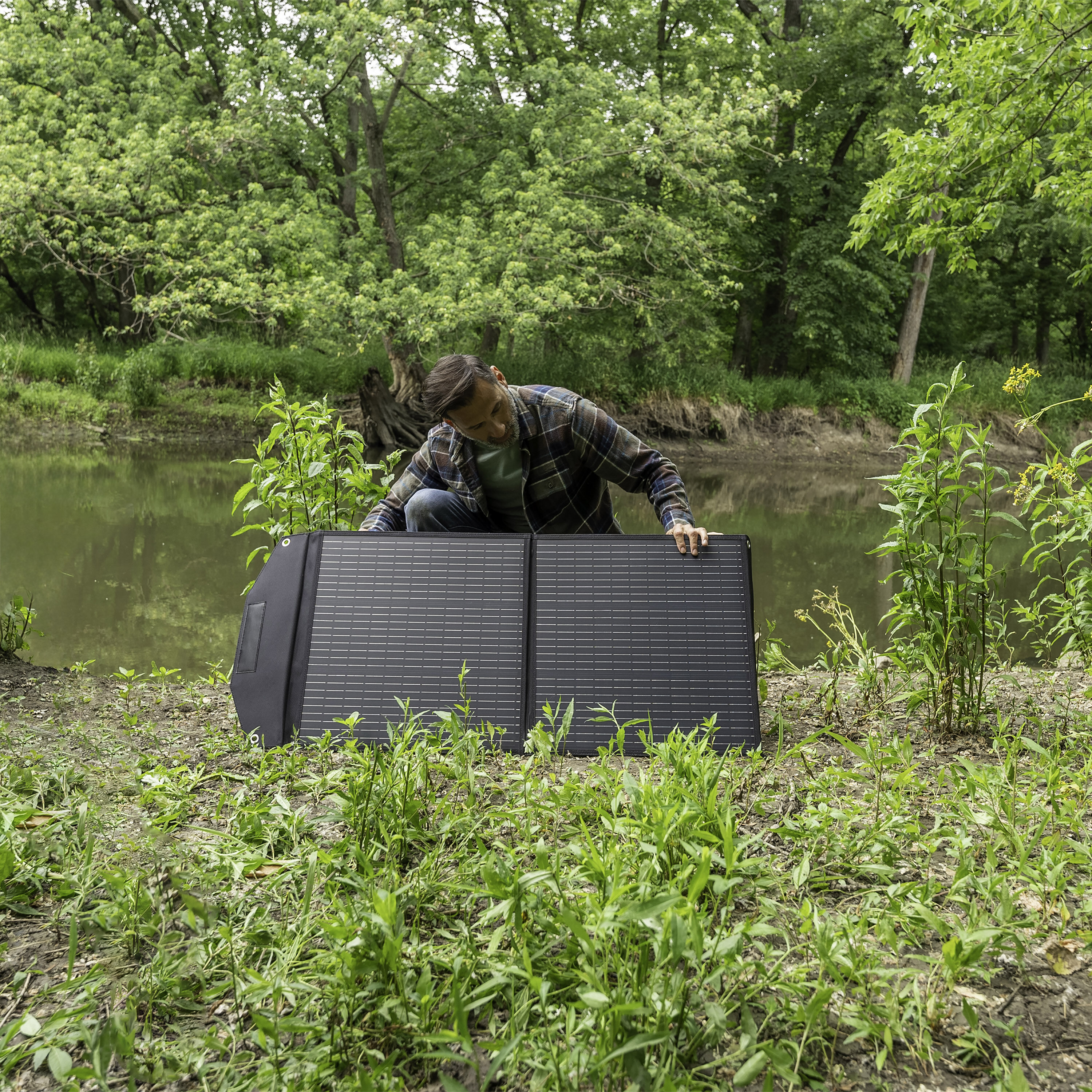 Coleman CMSP100W Solar-Generators - View #5