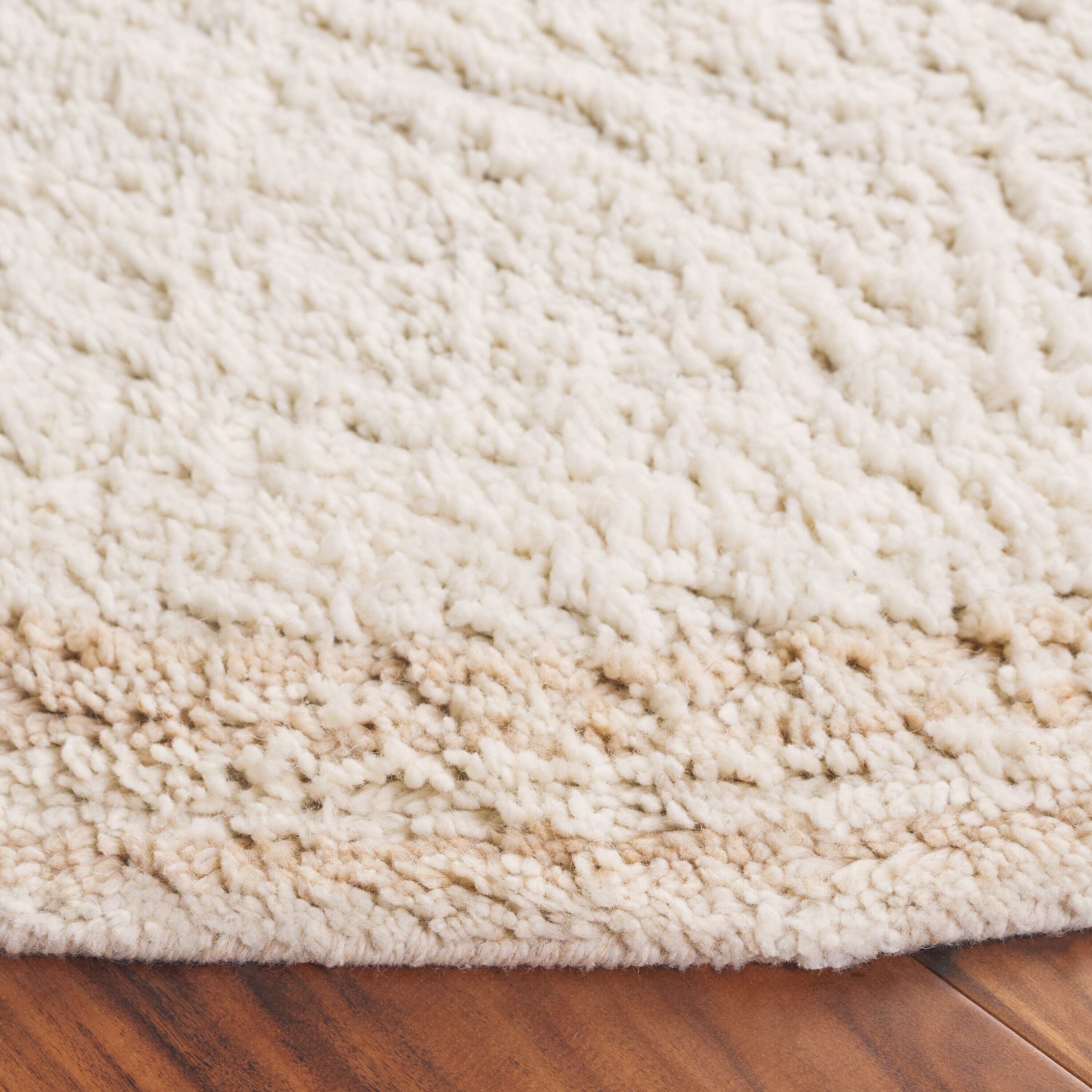 Safavieh VRM215A-6R rugs - View #3