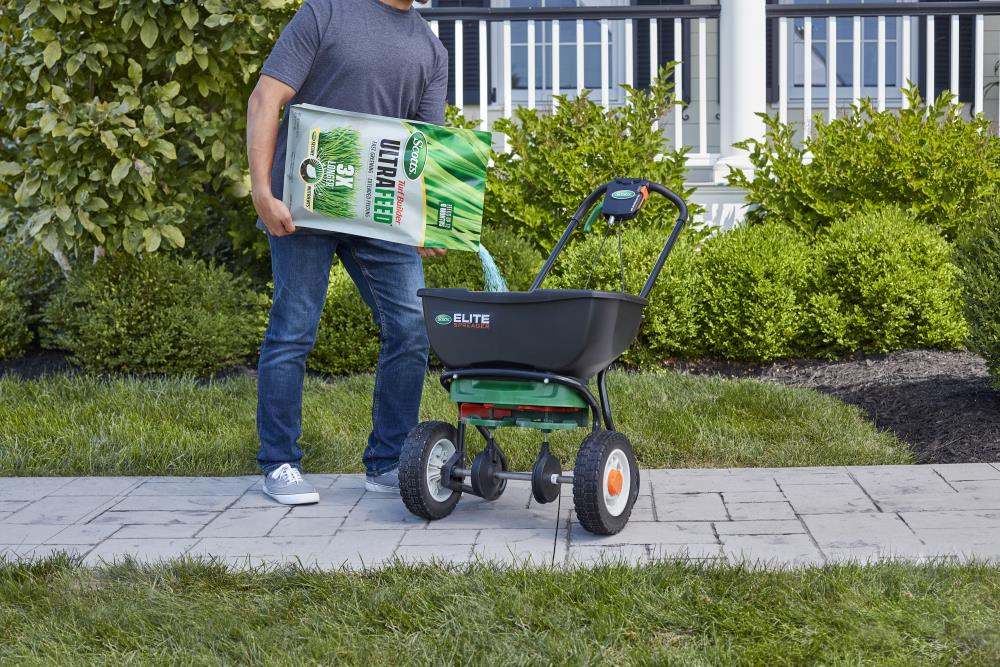 Scotts Turf Builder 20.2 lbs. 4,000 sq. ft. UltraFeed Lawn Fertilizer