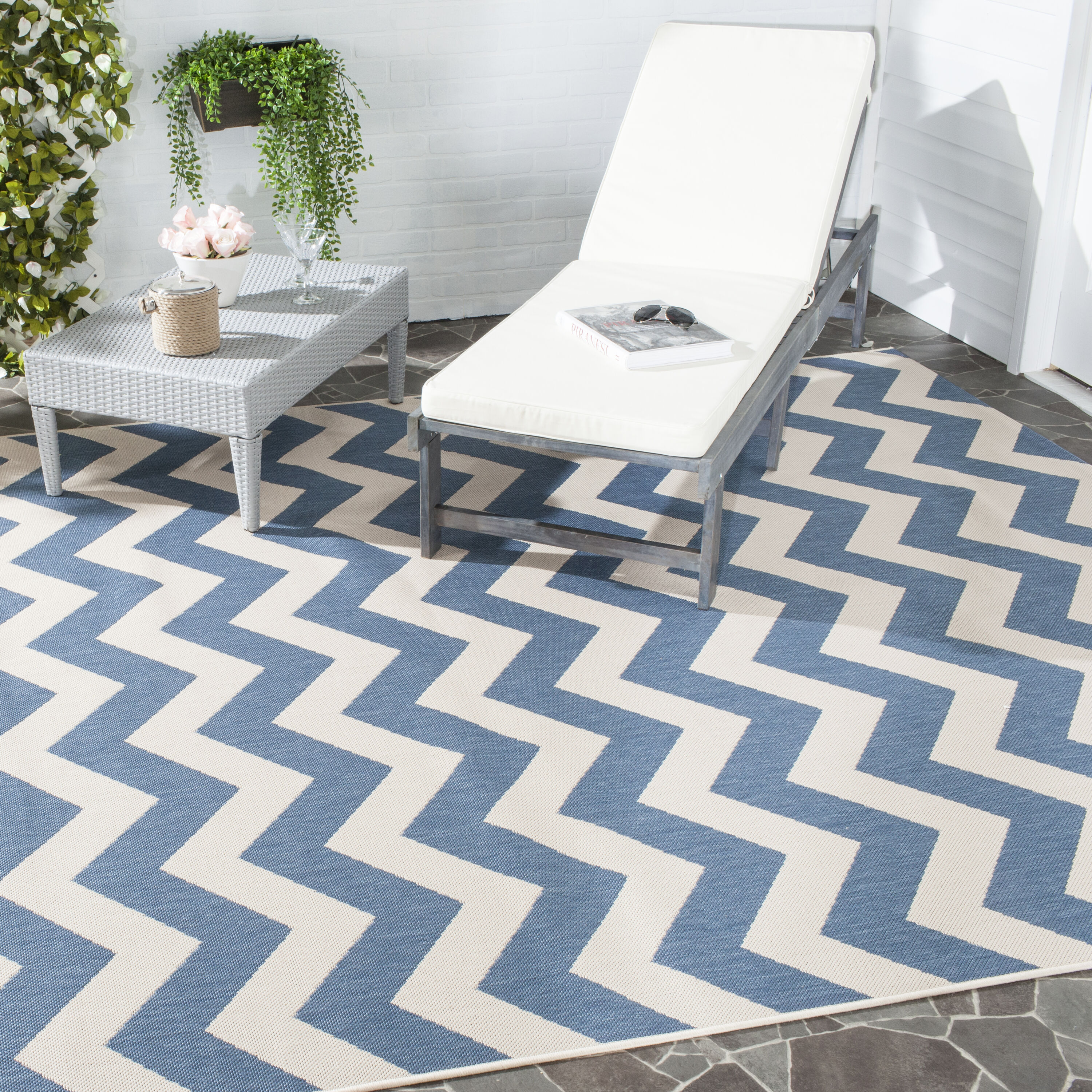 Safavieh CY6244-243-9 Courtyard Aiea 9 x 12 (ft) Loomed Polypropylene Blue/Beige Rectangular Indoor/Outdoor Chevron Coastal Area rug