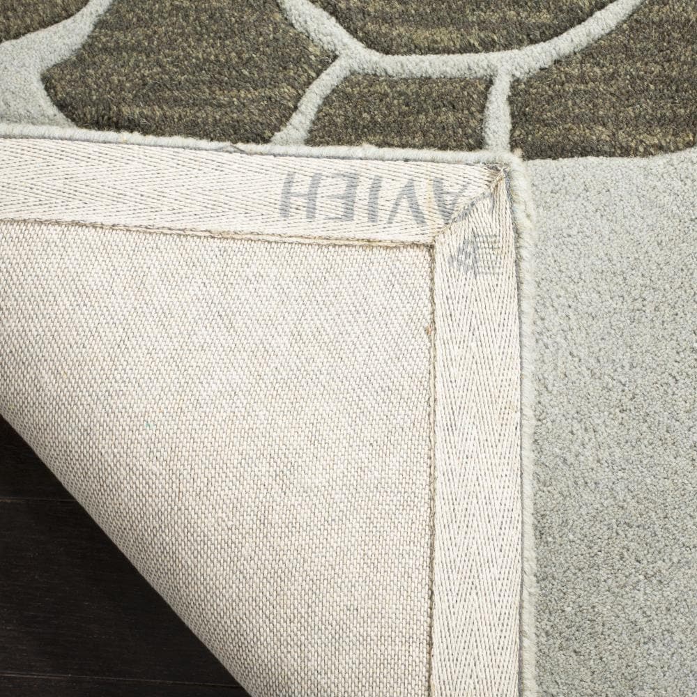 Safavieh SOH211A-5 rugs - View #4