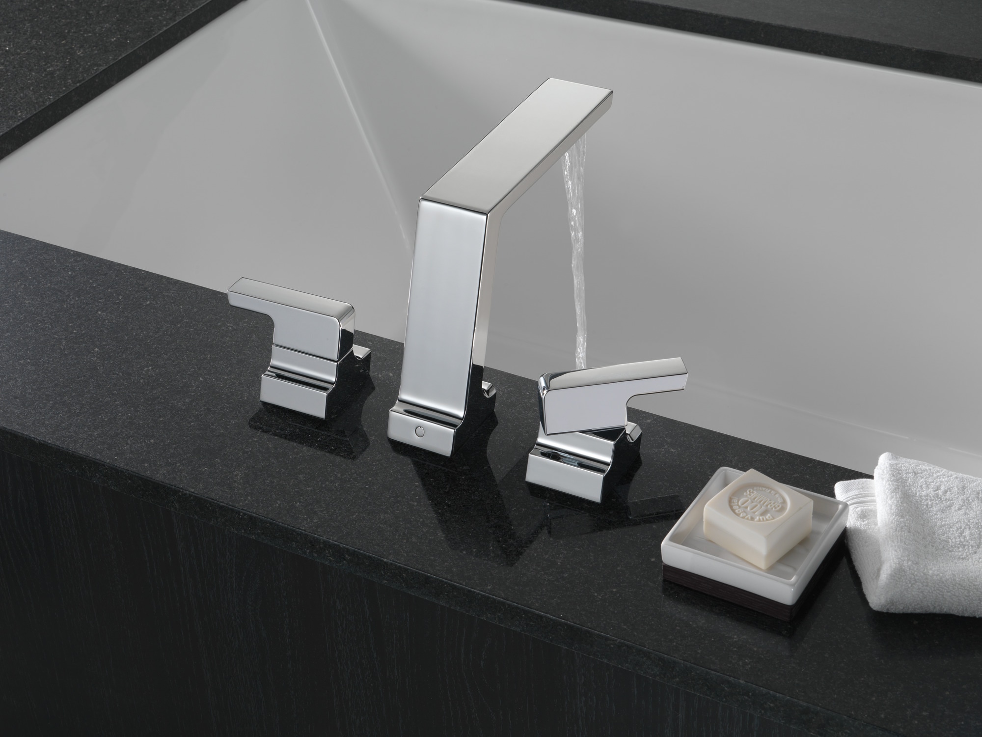 Delta T2799-PN-PR Roman-Tub-Faucets - View #2