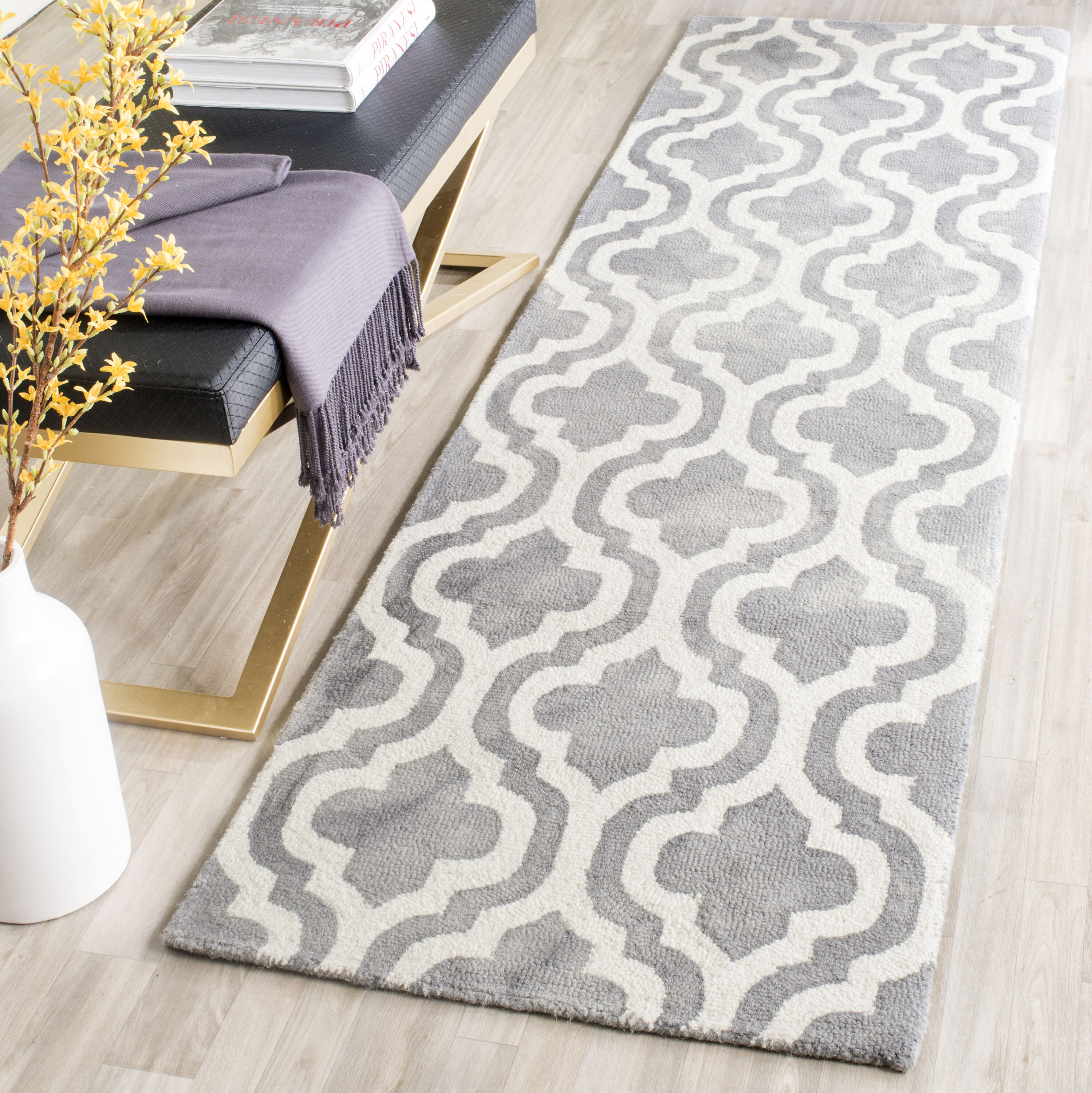 Safavieh DDY537C-28 Dip Dye Alana 2 x 8 (ft) Tufted Wool Gray/Ivory Rectangular Indoor Trellis Bohemian/Eclectic Runner rug