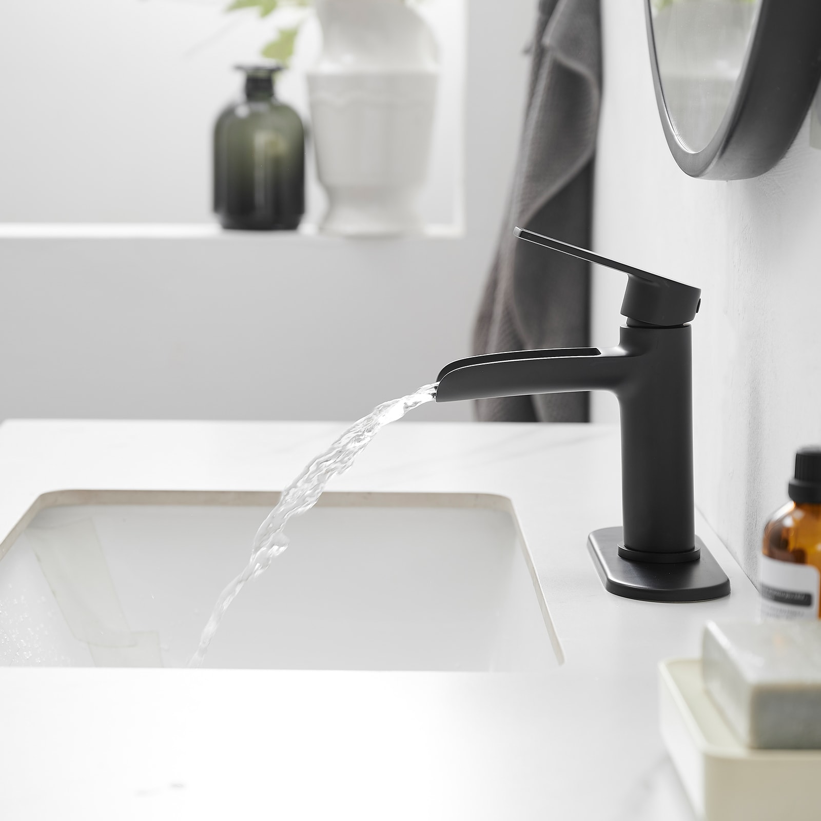 BWE A-96085-B-3 Lavatory-Faucets - View #3