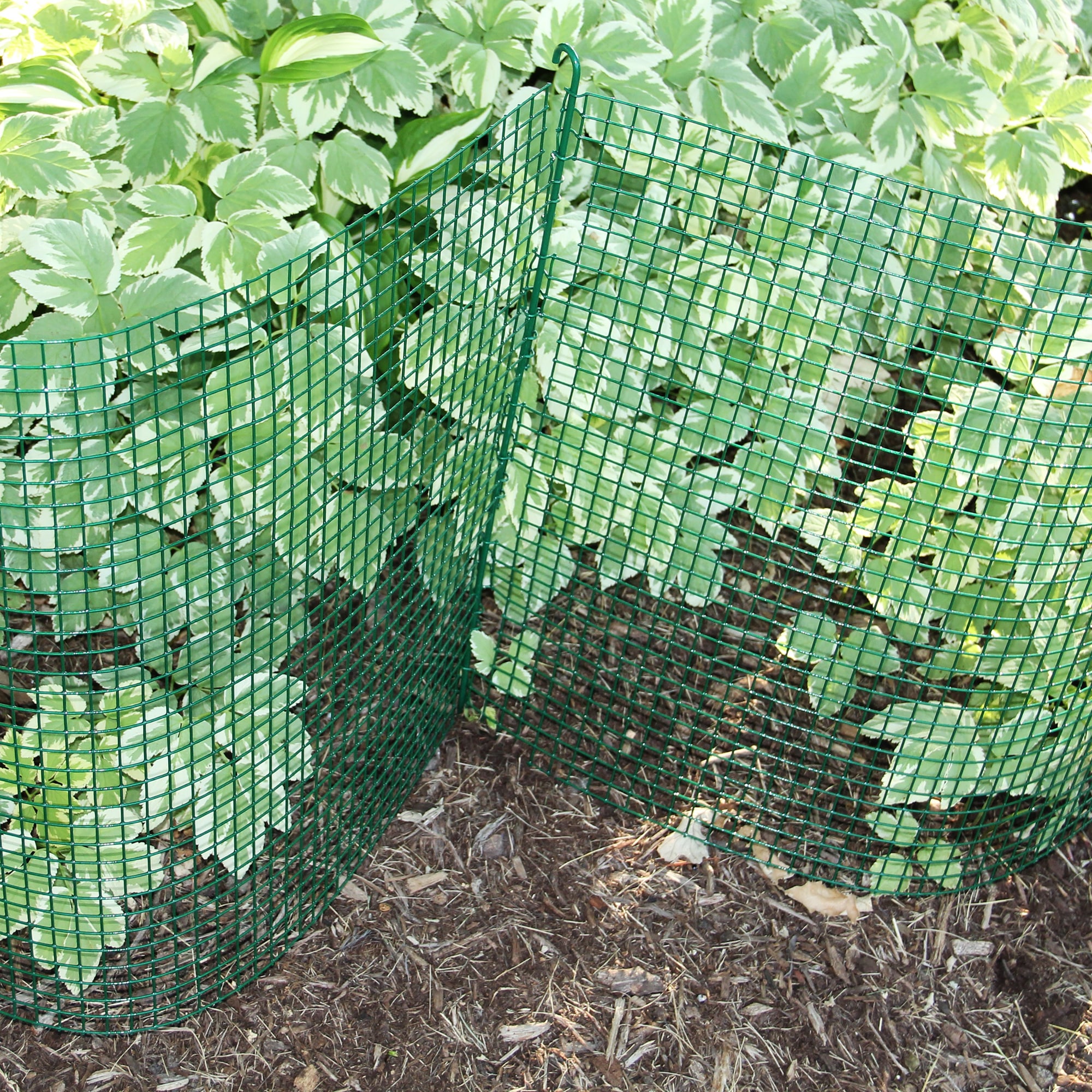 Flipo 0.06-in x 144-in x 18-in Green Metal Steel Border Fencing in the ...