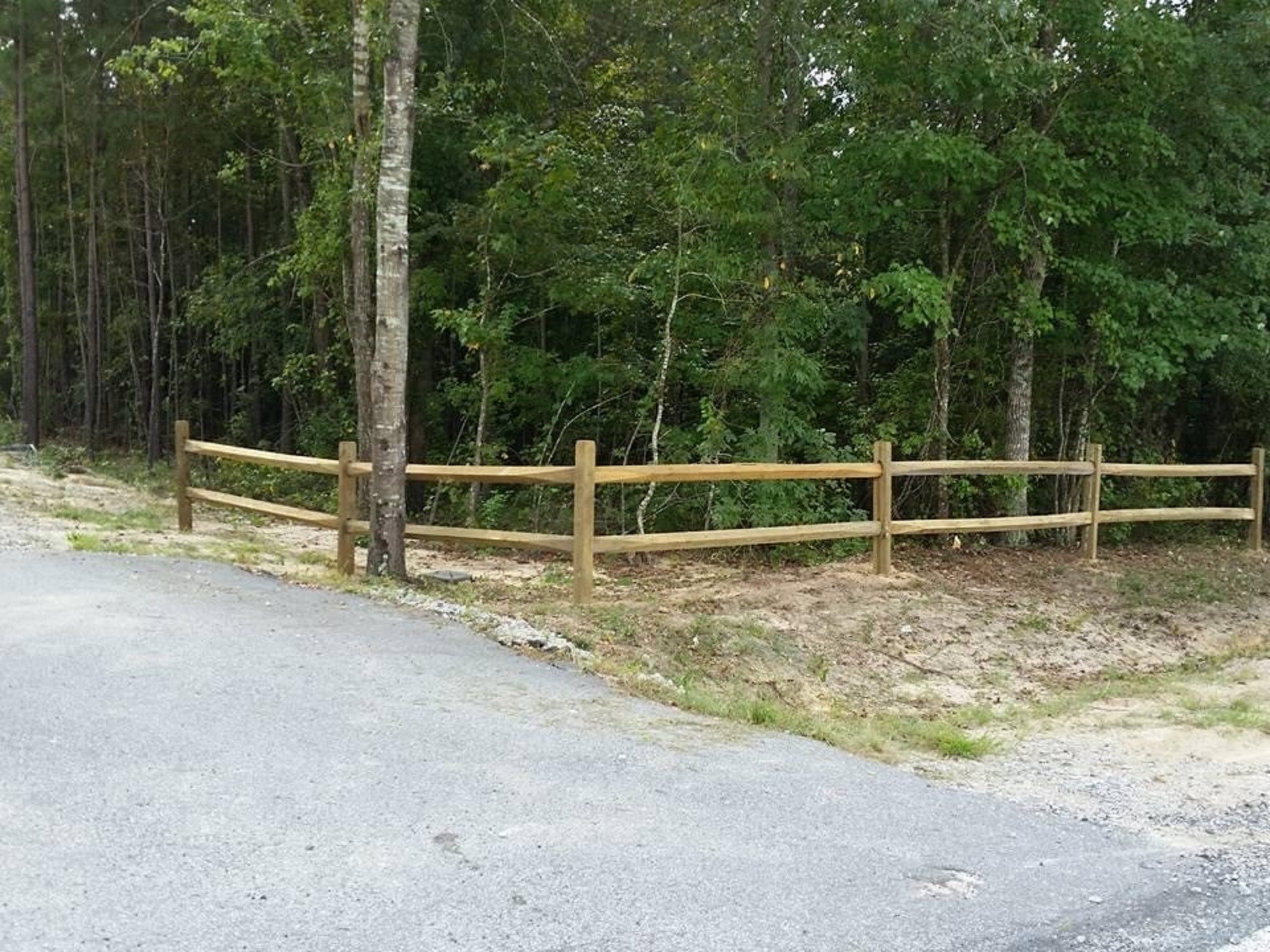 Split rail 2024 fence lowes