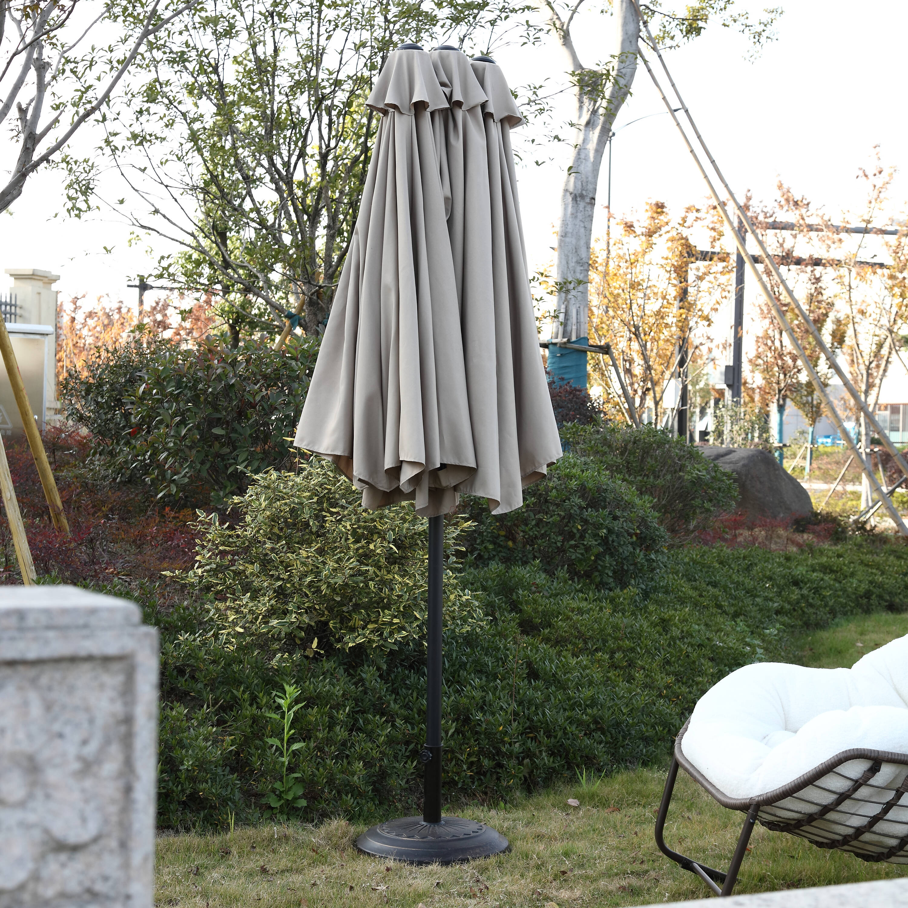 AAZJ 14.8-ft Steel Yellow Crank Garden Patio Umbrella in the Patio
