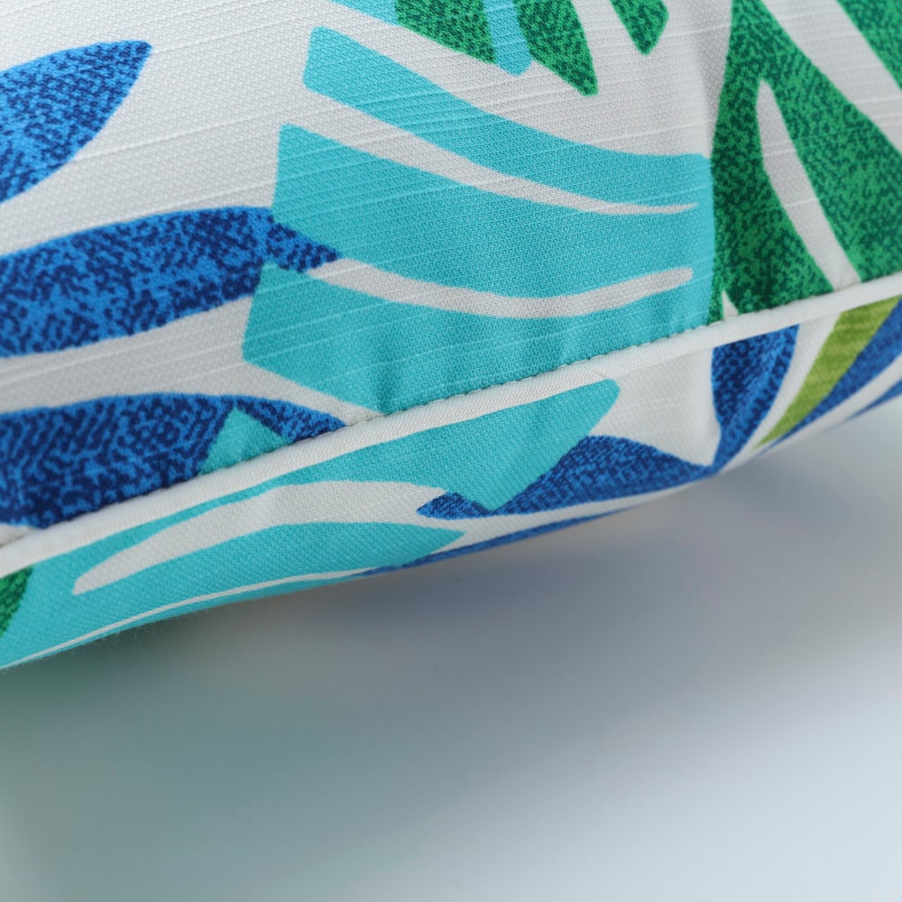 Pillow Perfect 691558 Outdoor-Accent-Pillows - View #2