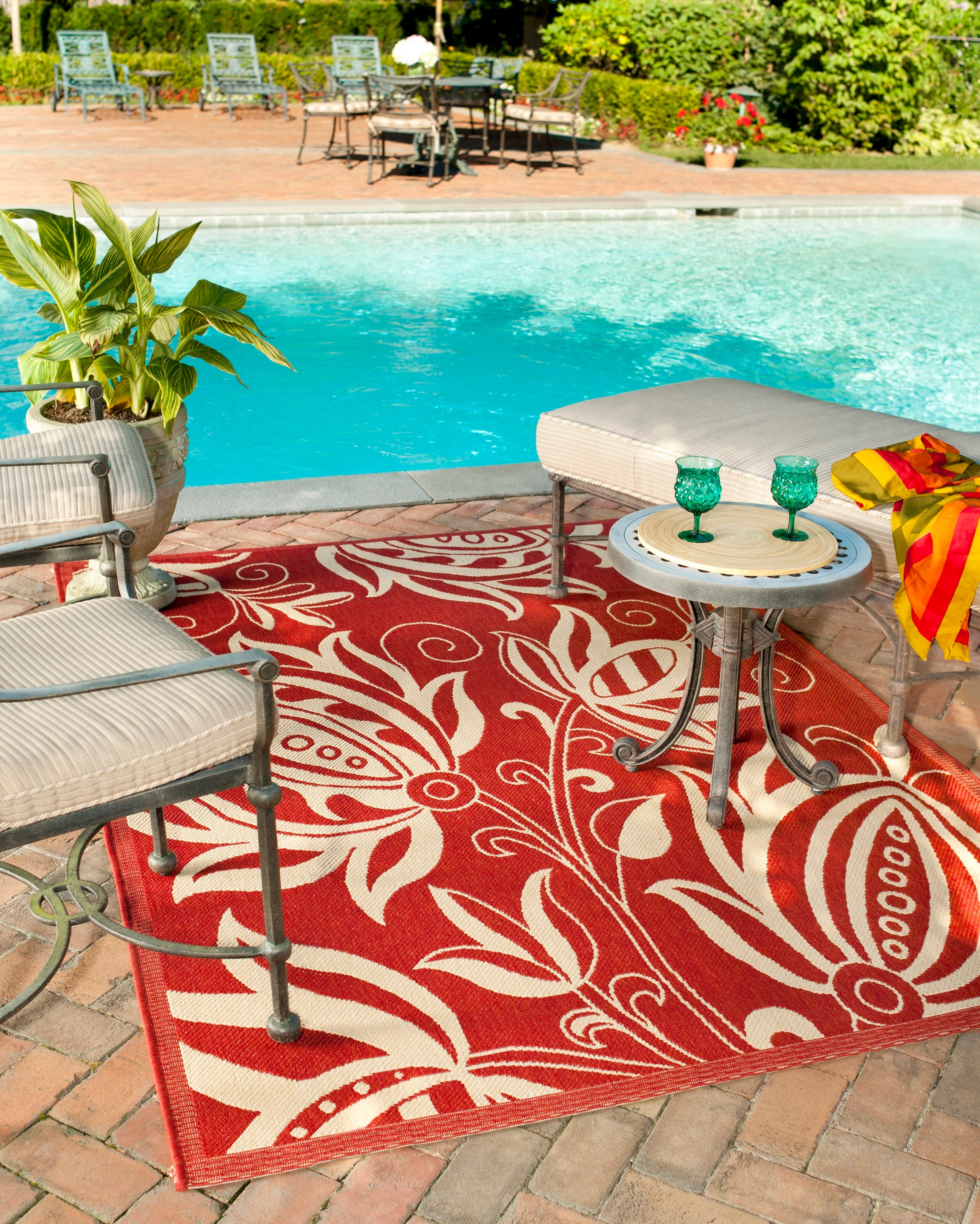 Safavieh CY2961-3707-4 Courtyard Blossums 4 x 6 (ft) Loomed Polypropylene Red/Natural Rectangular Indoor/Outdoor Floral/Botanical Coastal Area rug