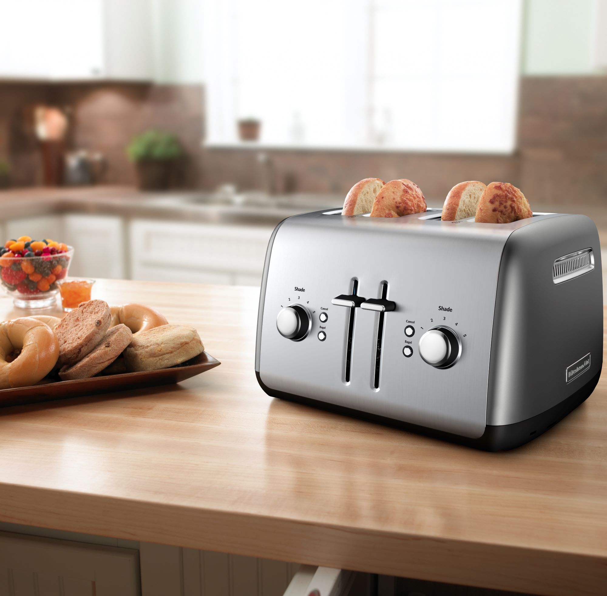 Shop Toasters: Buy a 4-Slice Toaster, TR1400SB