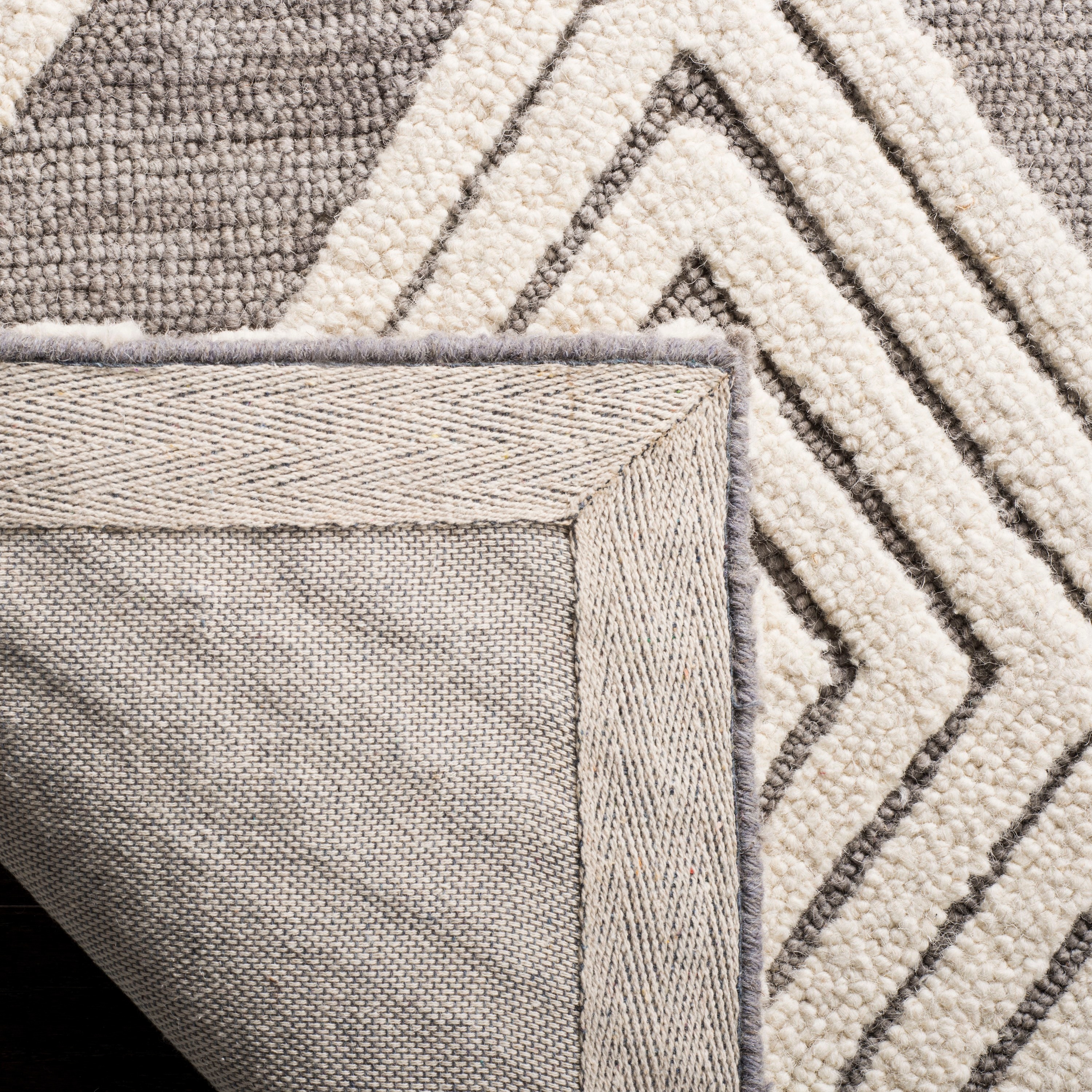 Safavieh BLM111F-28 rugs - View #4