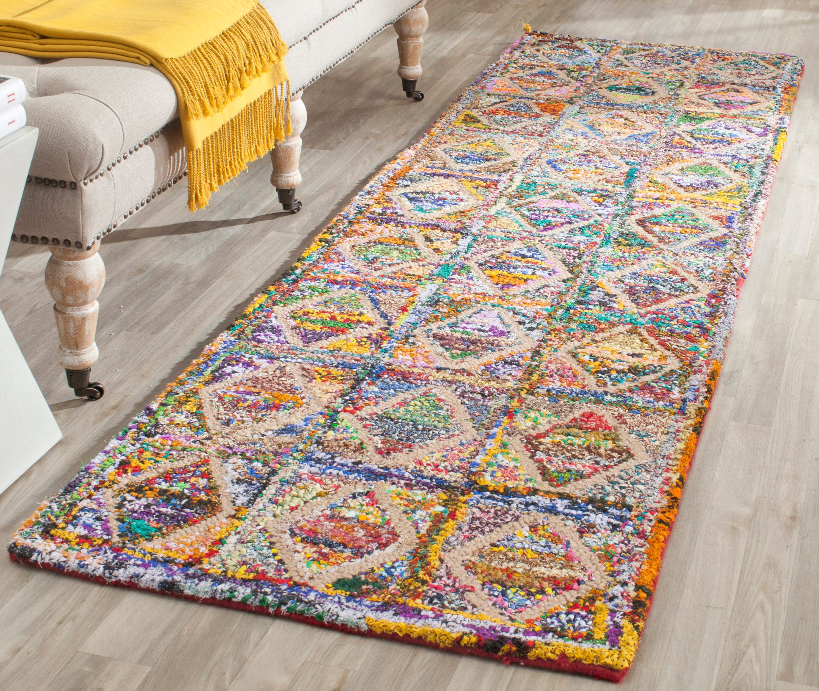 Safavieh NAN440A-25 Nantucket Harrison 2 x 5 (ft) Tufted Cotton Multi Rectangular Indoor Abstract Bohemian/Eclectic Throw rug