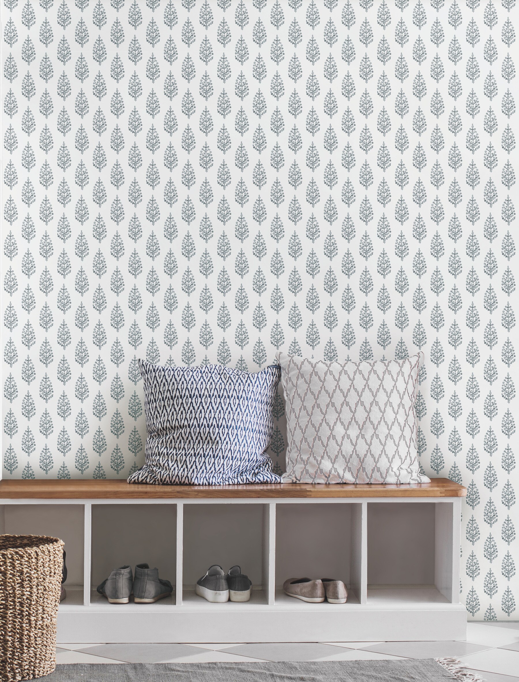 York Wallcoverings FH4070 Simply Farmhouse 56.4-Sq. Feet Gray Non-woven Ivy/Vines Unpasted Wallpaper
