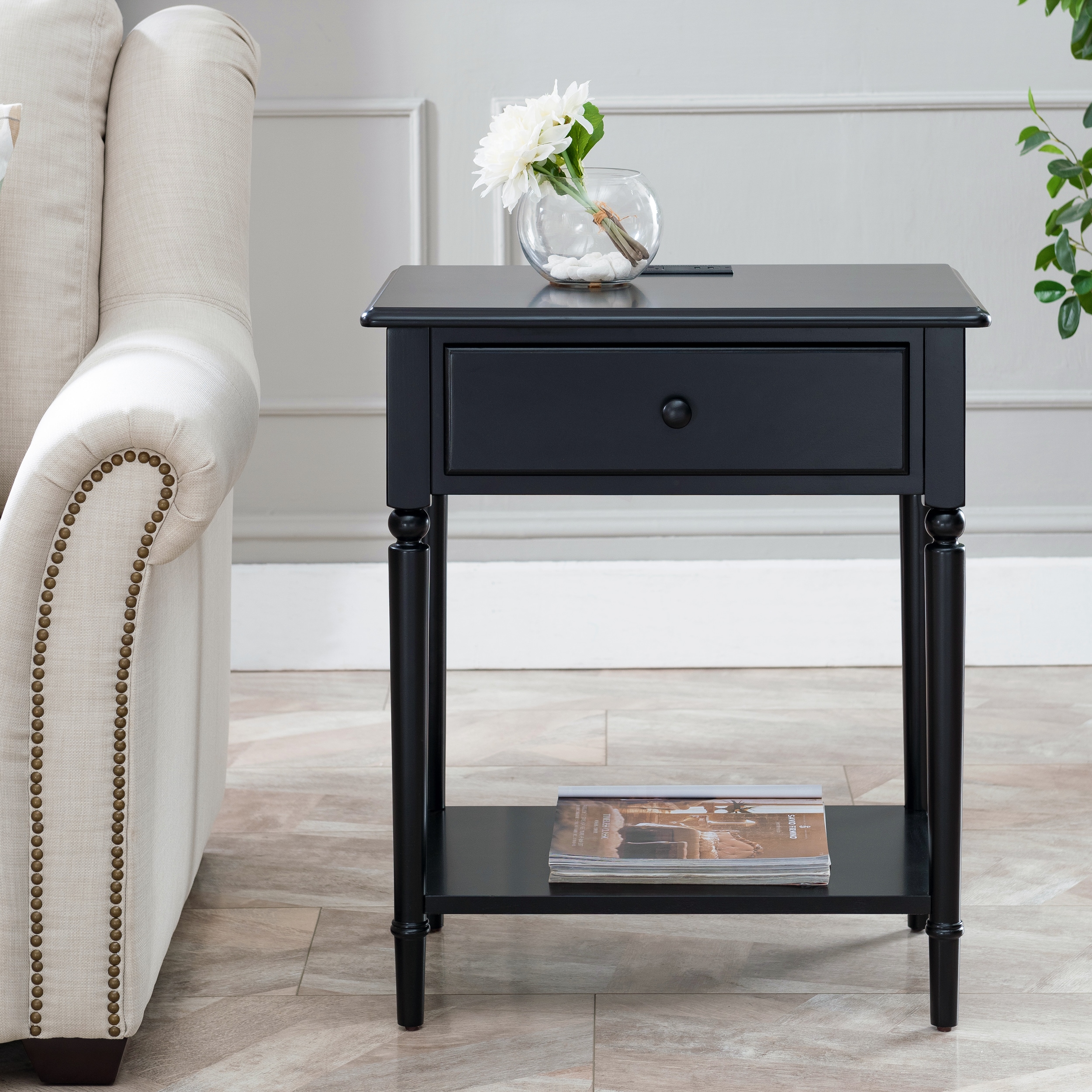Leick Home 214445 nightstands - View #12