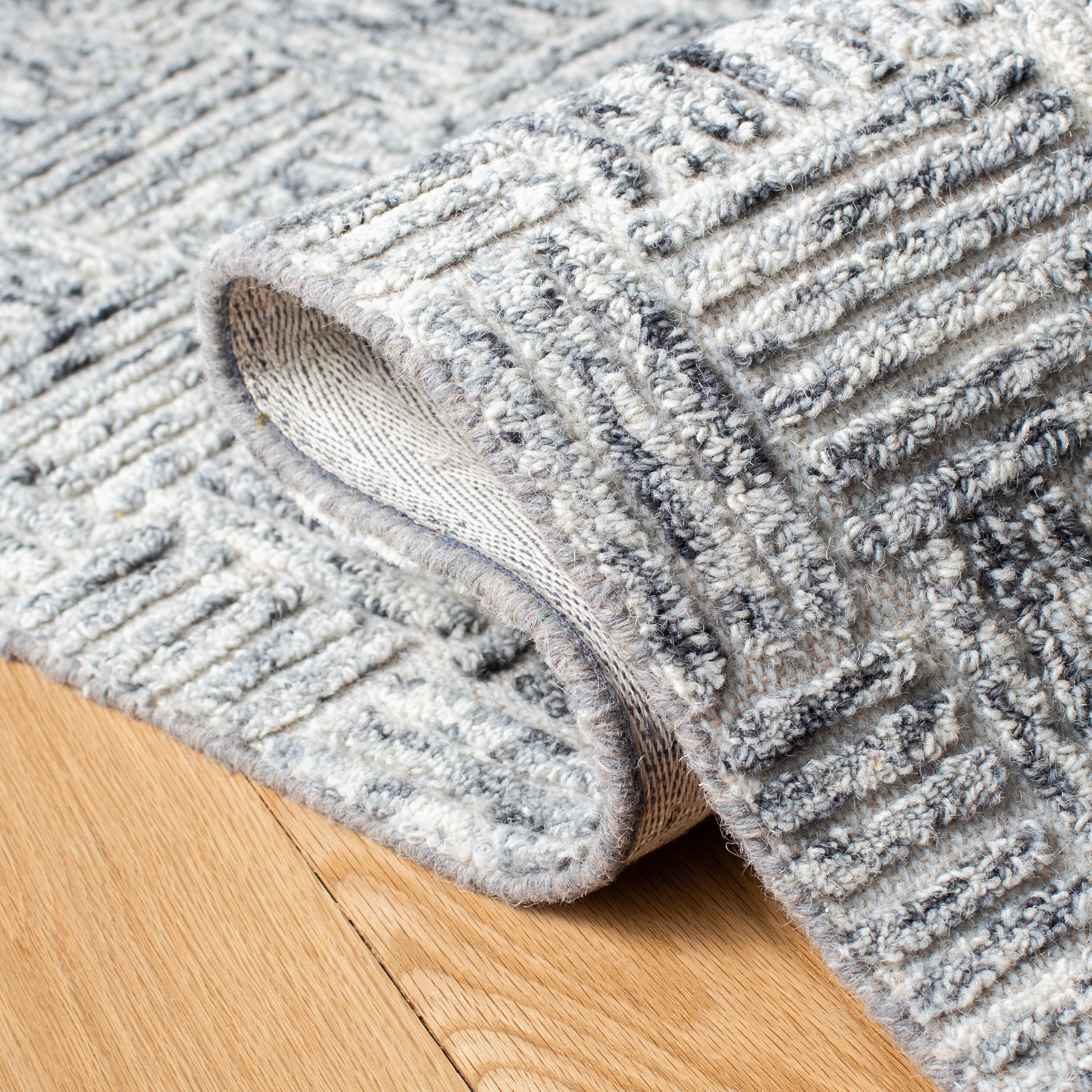 Gray Hand-Tufted Wool Rectangular Area Rug 5' x 8'
