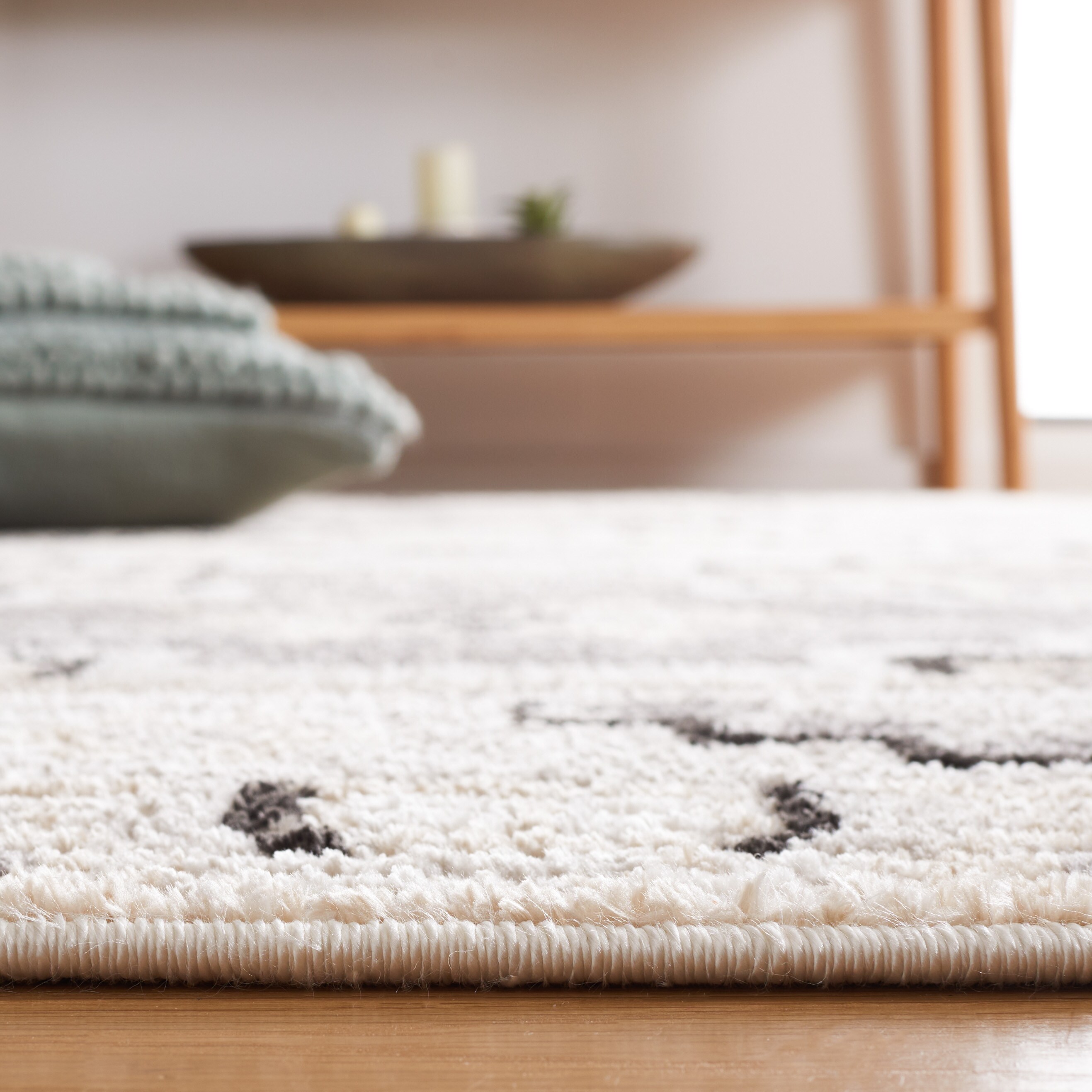 Safavieh MRK206A-6 rugs - View #4