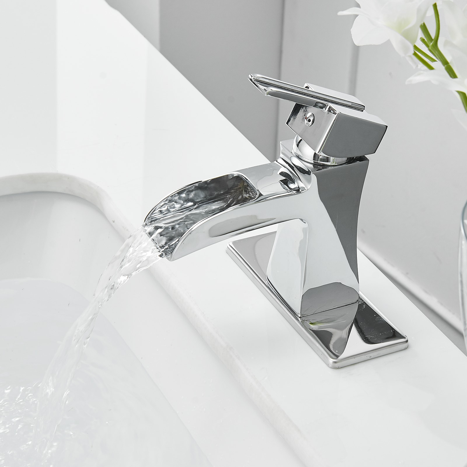 Polished Chrome Single Handle Waterfall Bathroom Faucet