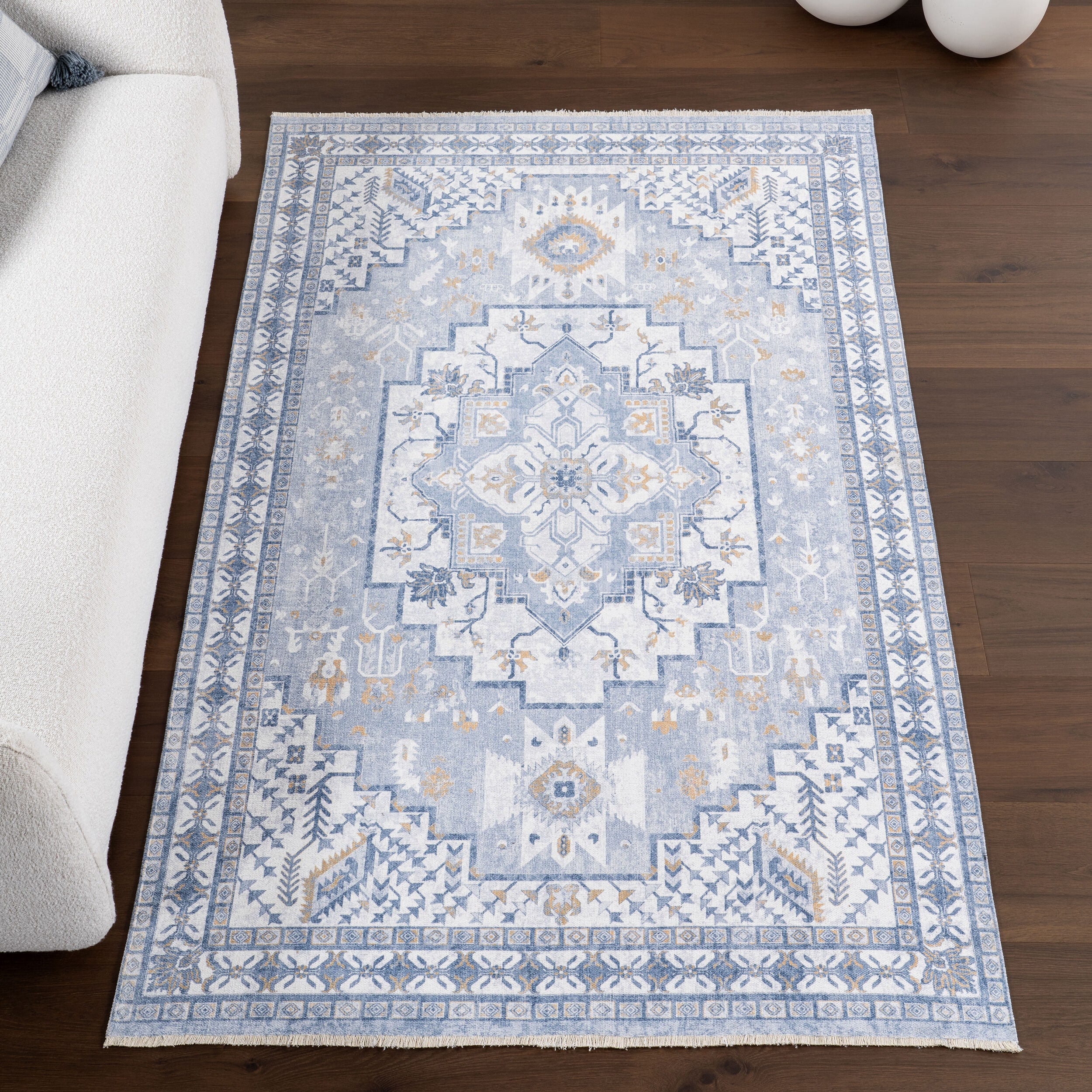 nuLOOM 200LPME05A-406 Kamiyah SpinClean Medallion Machine Washable 4ft. x 6ft. Light Blue Area Rug