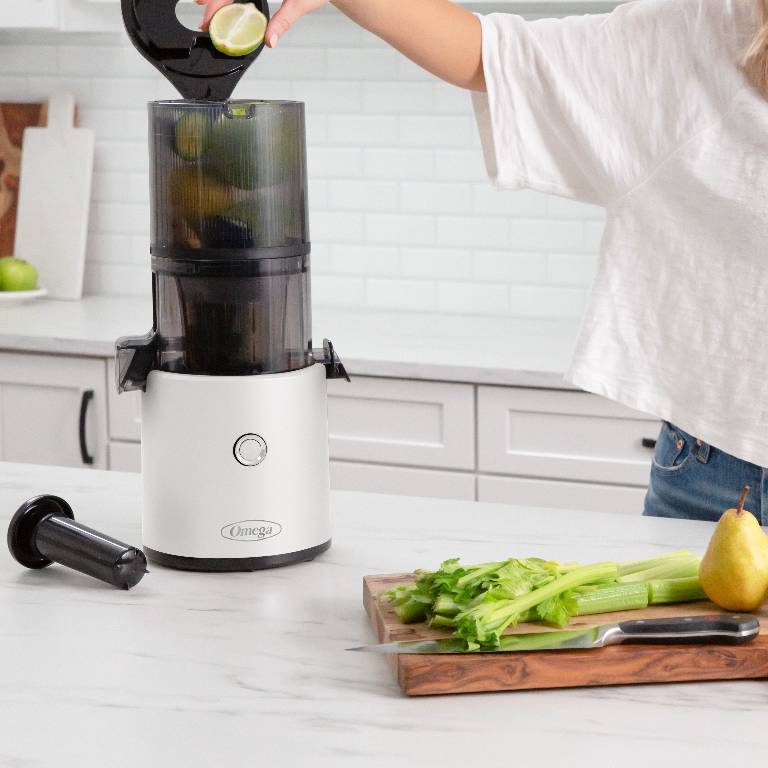 OMEGA JC2022WHT11 juicers - View #4