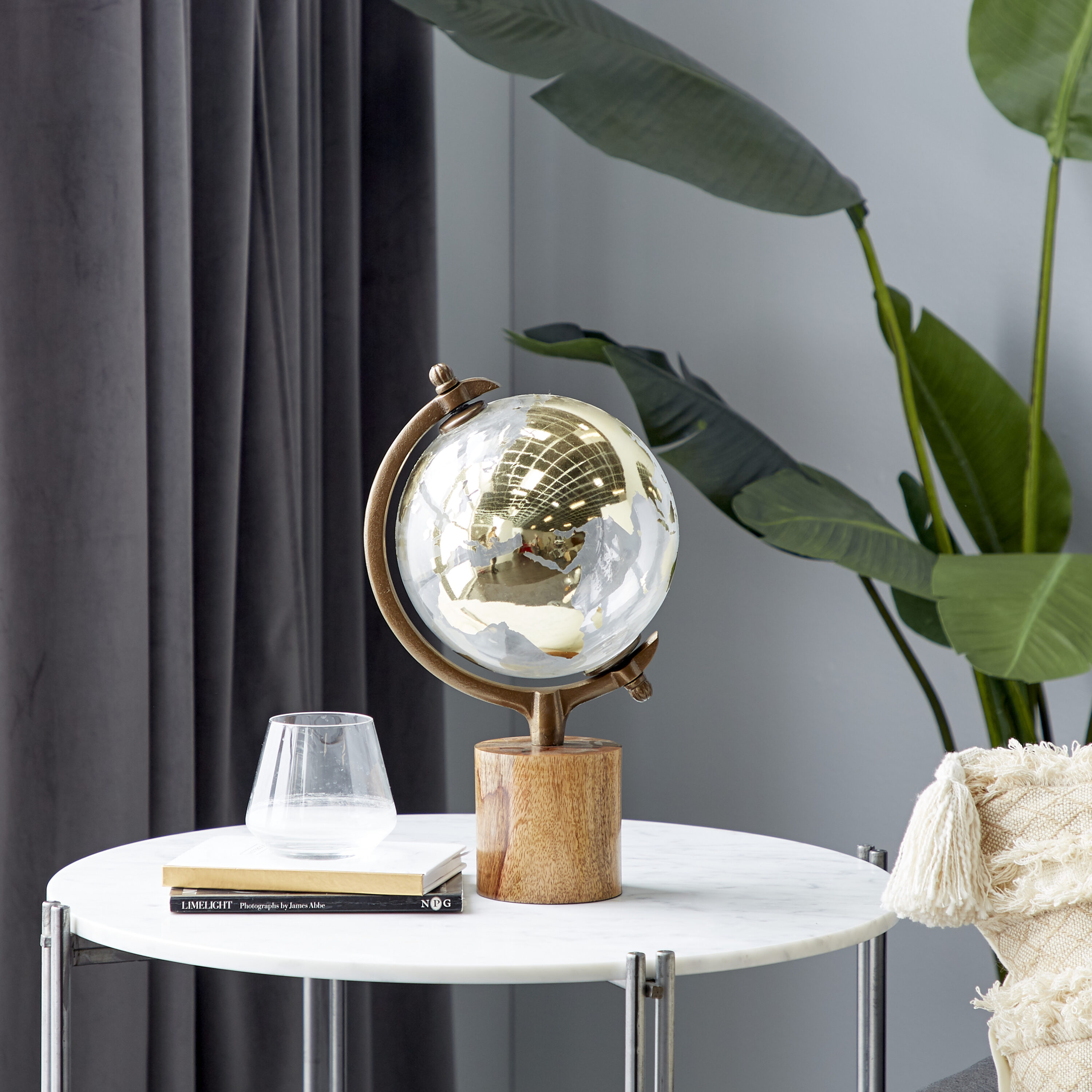 Grayson Lane 28566 Gold Wood Modern Decorative globe