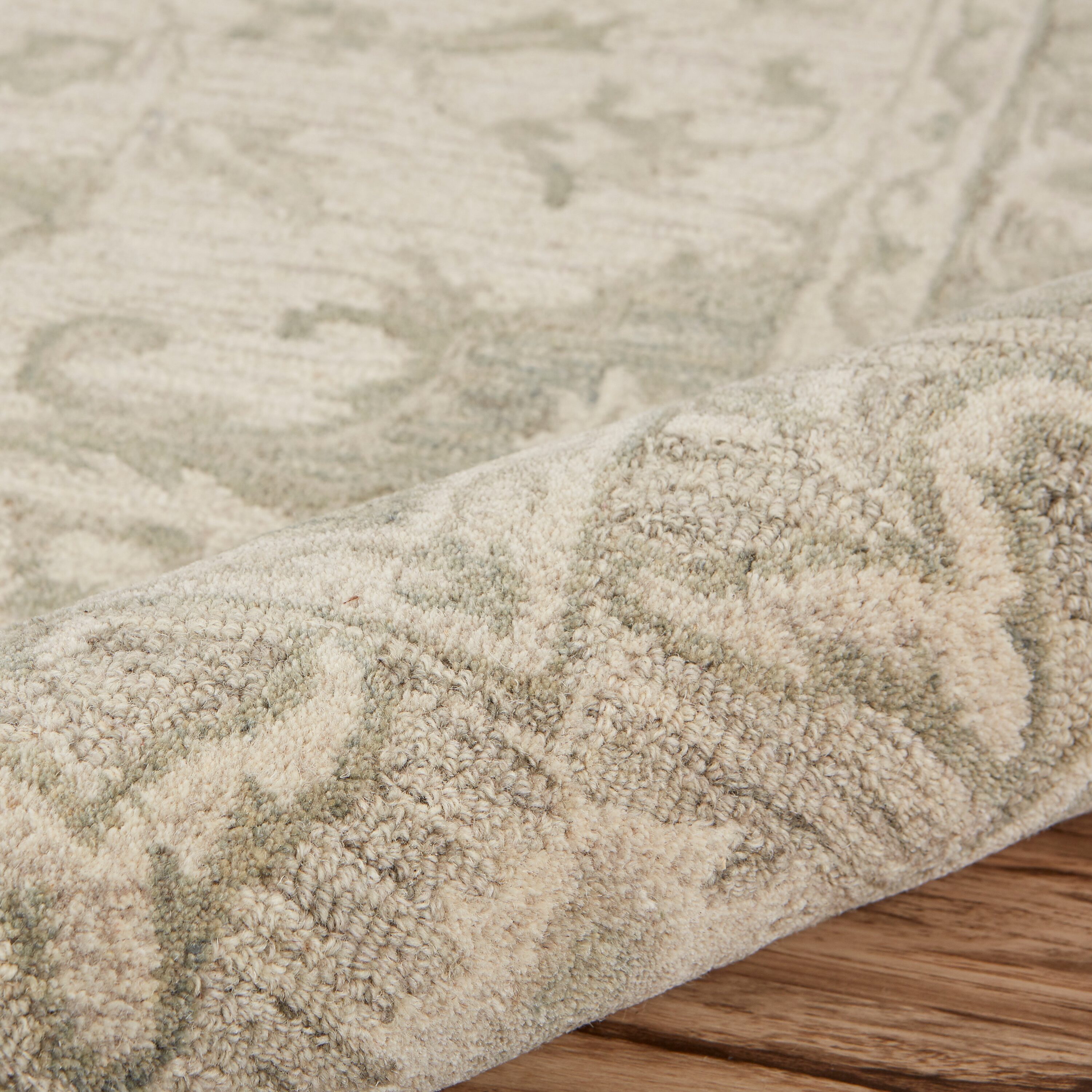 Handmade Gray Medallion Tufted Wool Area Rug 5' x 7'
