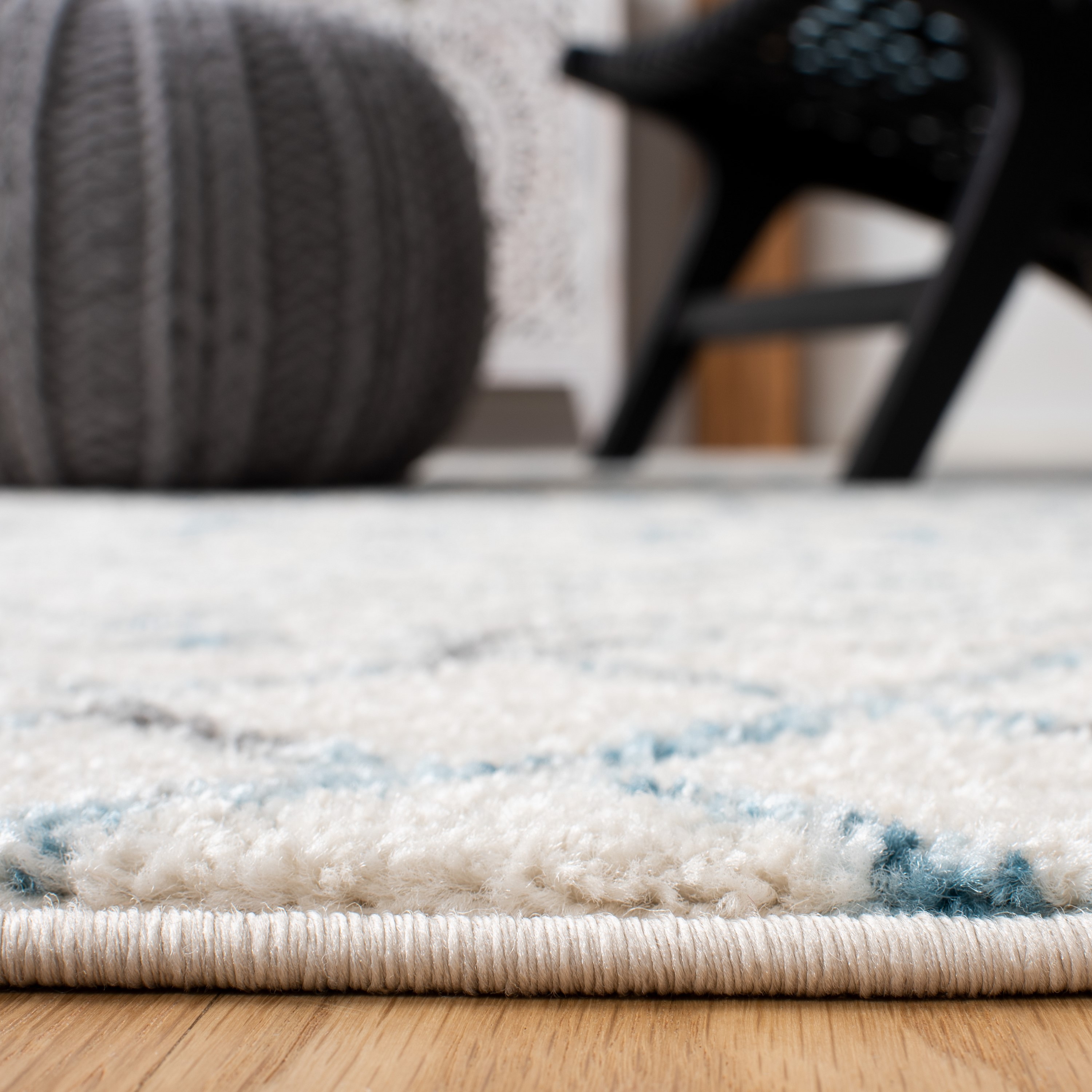 Safavieh TUL270B-27 rugs - View #4
