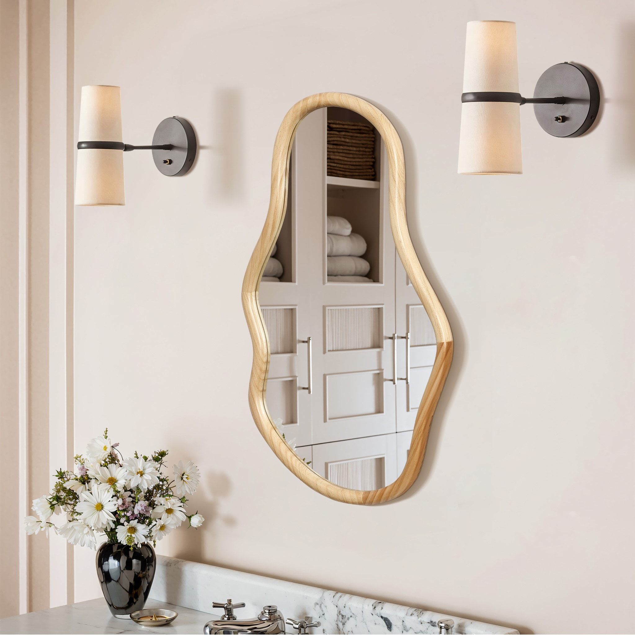 LuxenHome WHA2322 Decor-Mirrors - View #2