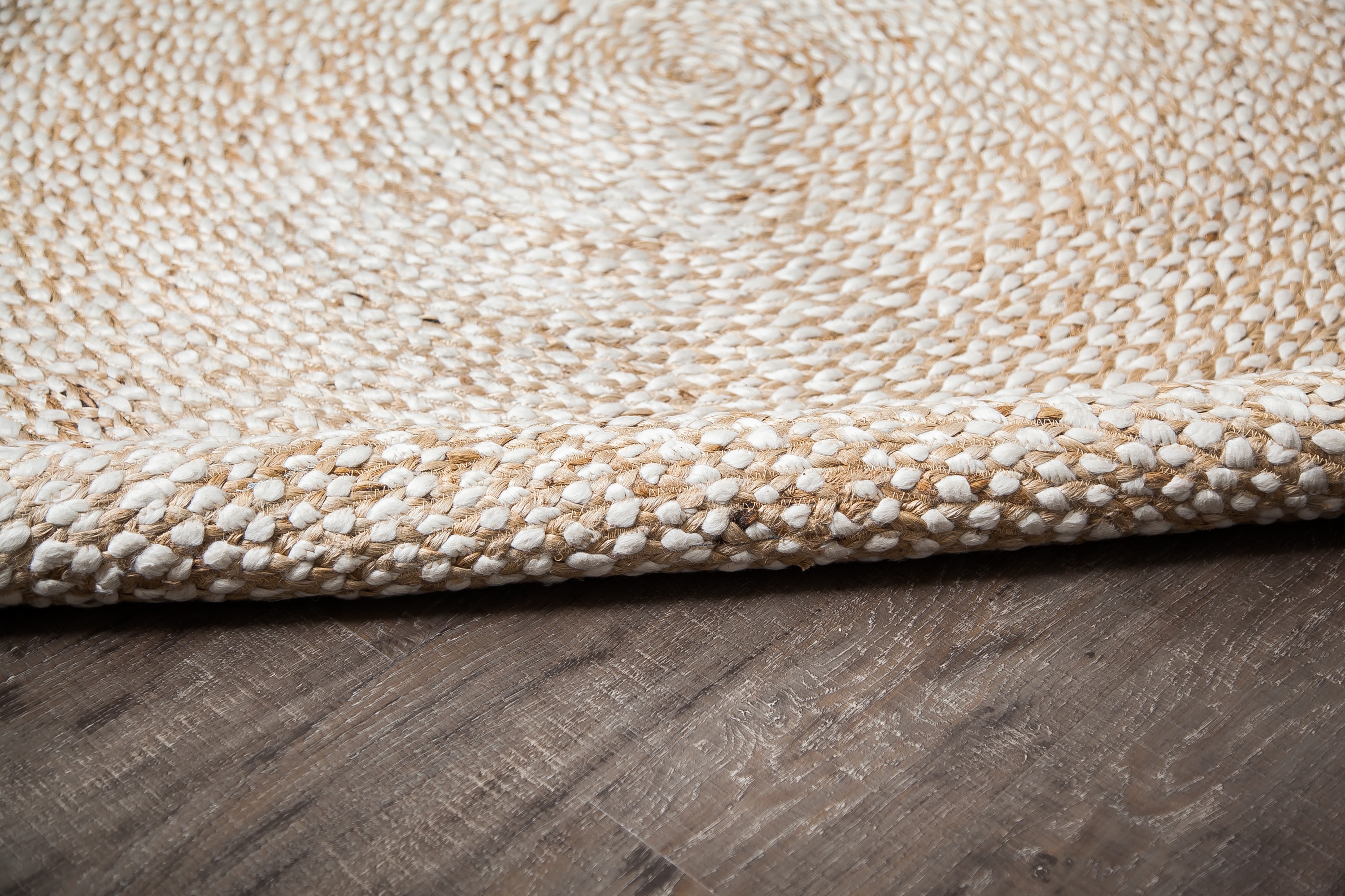Handmade Ivory Braided Wool 8' Round Rug