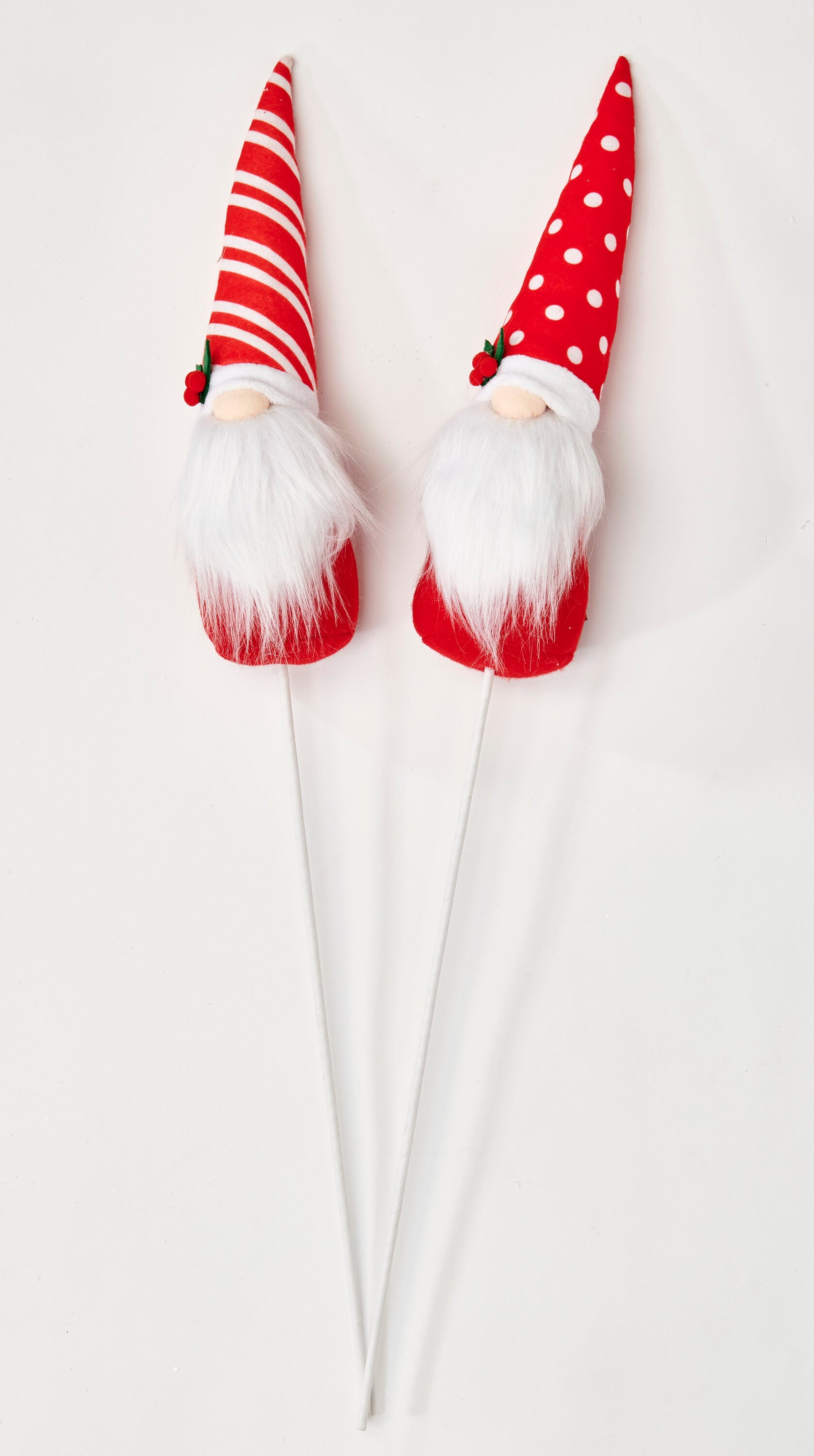 Worth Imports 9224 2 -Pack 30-Inches Freestanding Yard decoration with