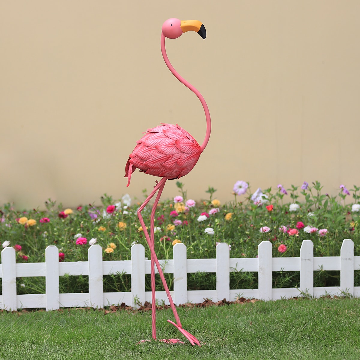 For Living Flamingo Garden Statue & Lawn Ornament, 41.73-in, Pink