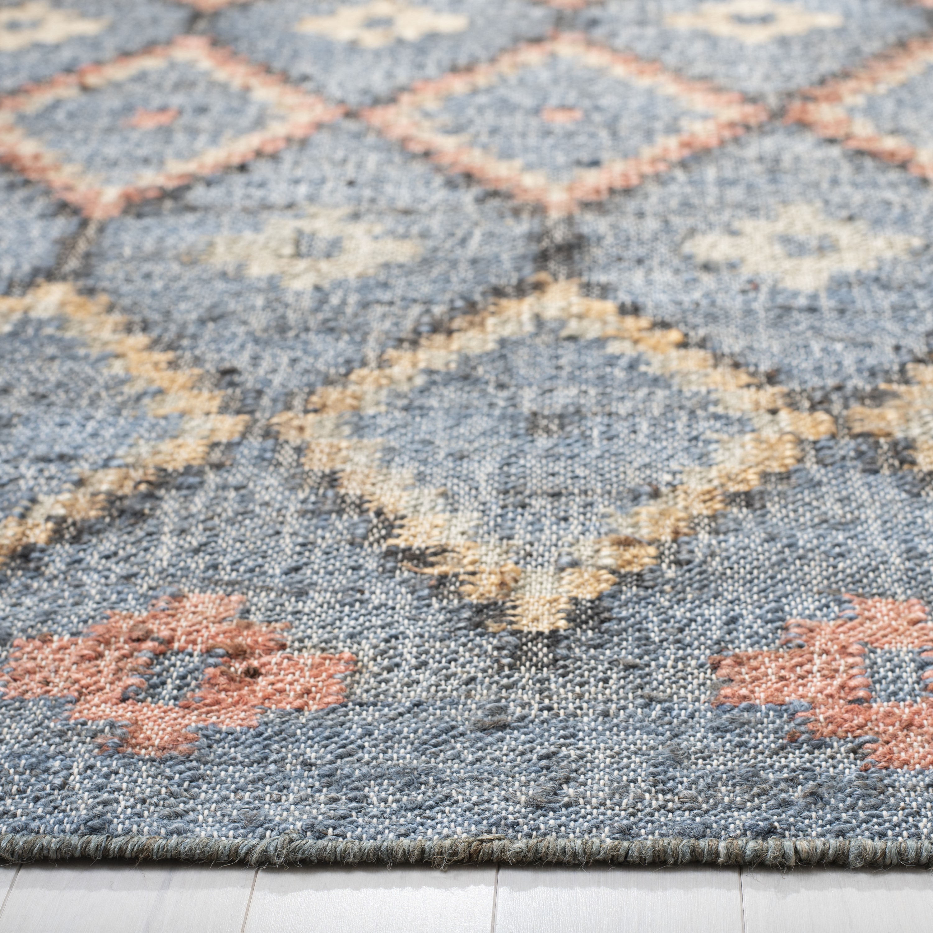 Safavieh KLM753F-5 rugs - View #4