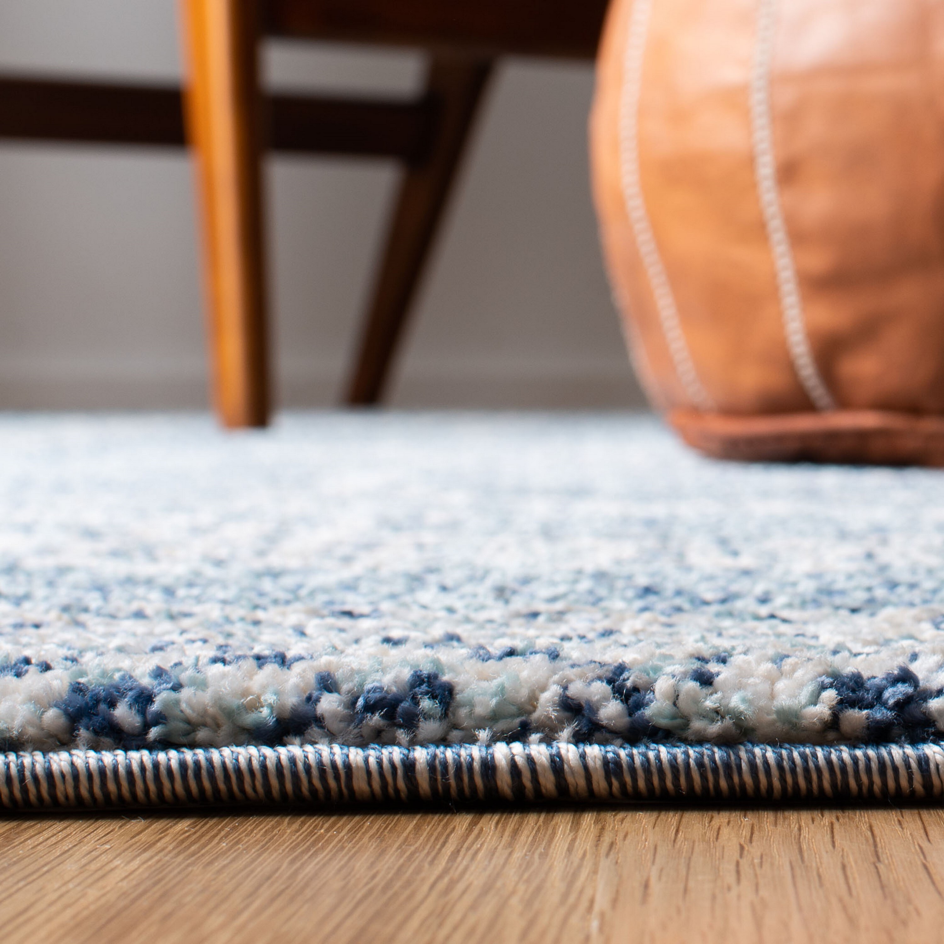 Safavieh TUN741N-4 rugs - View #4